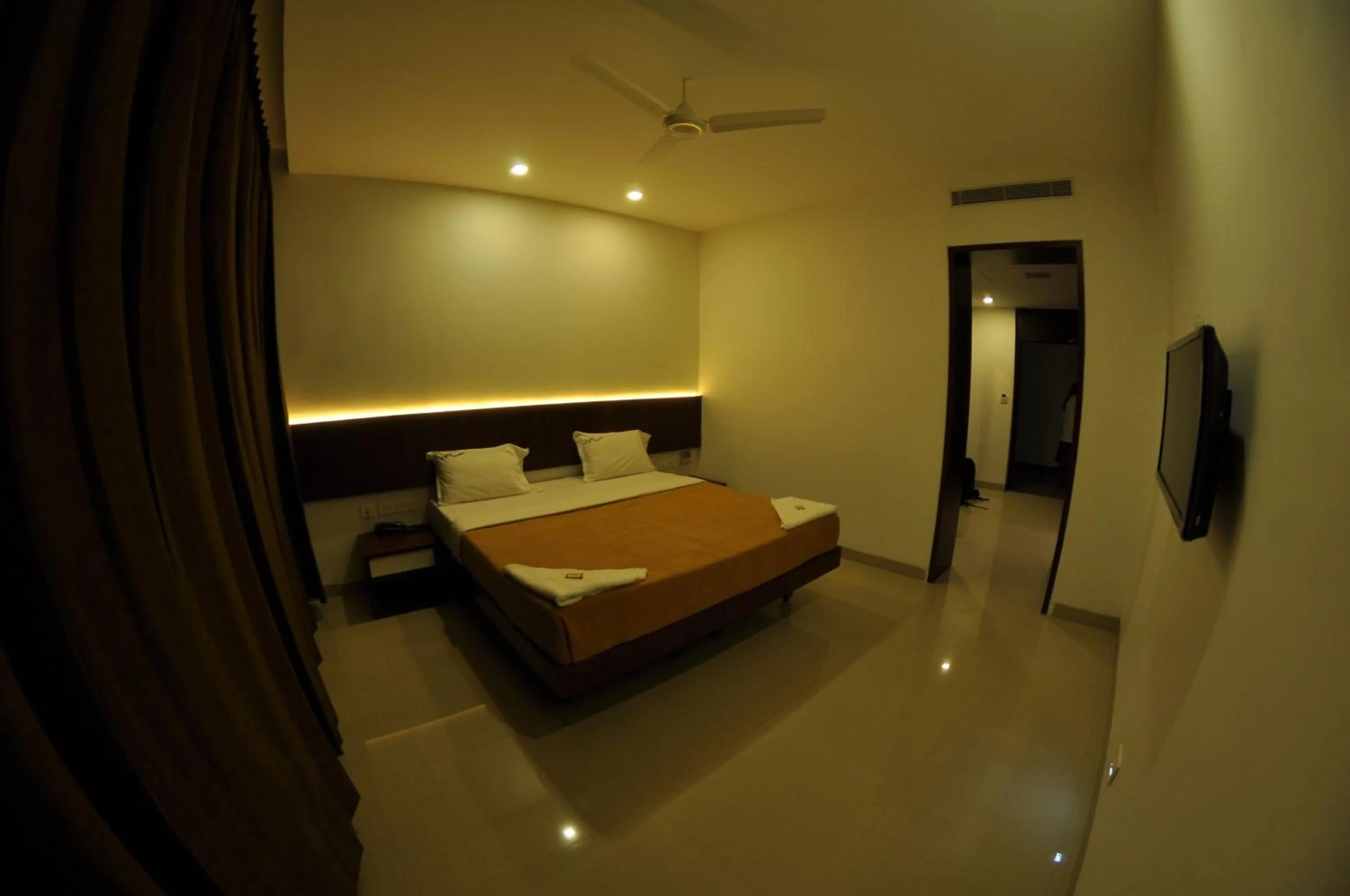 Bedroom, Bed in Vijey Hotels