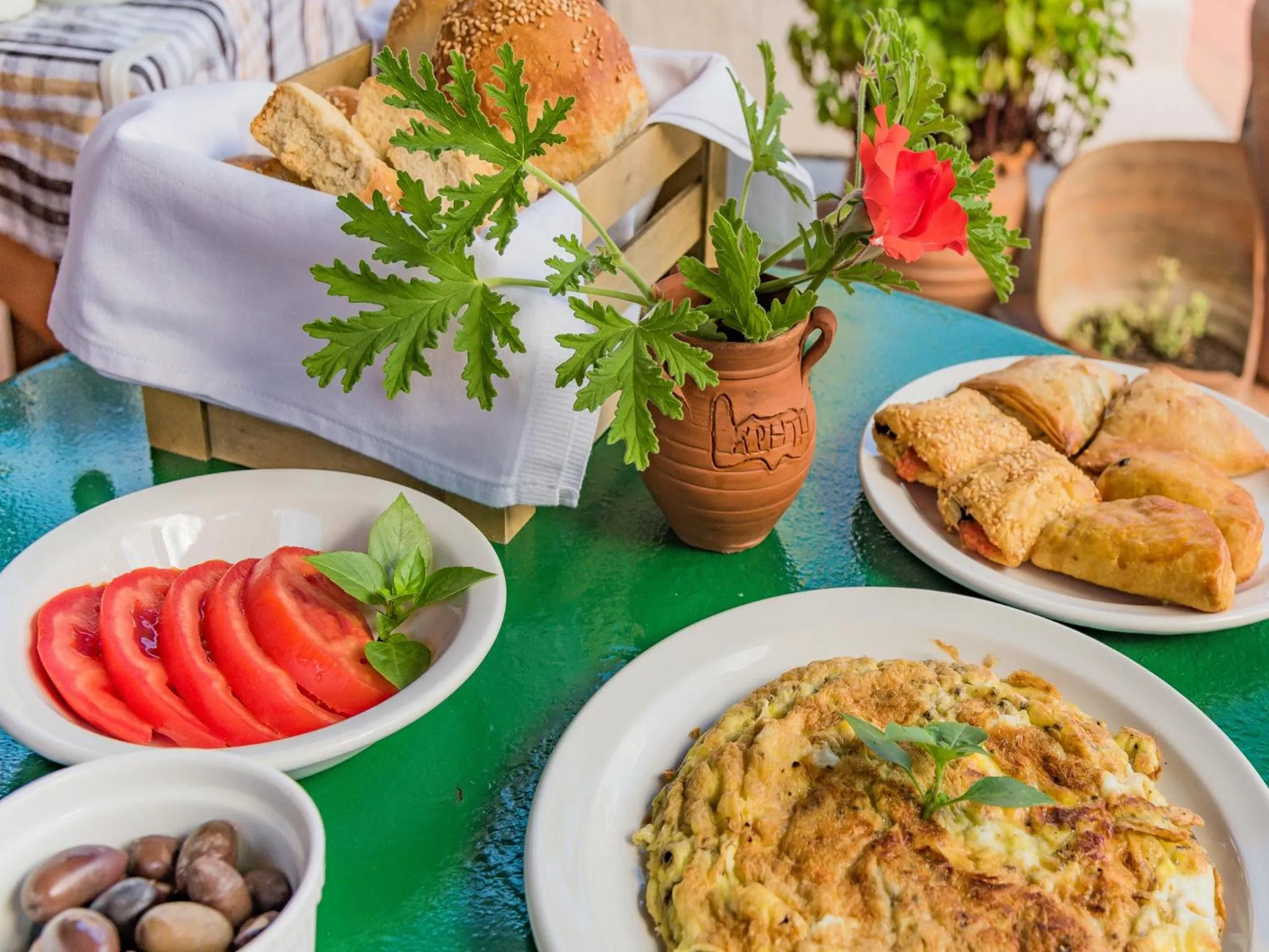 Breakfast in Villa Archanes