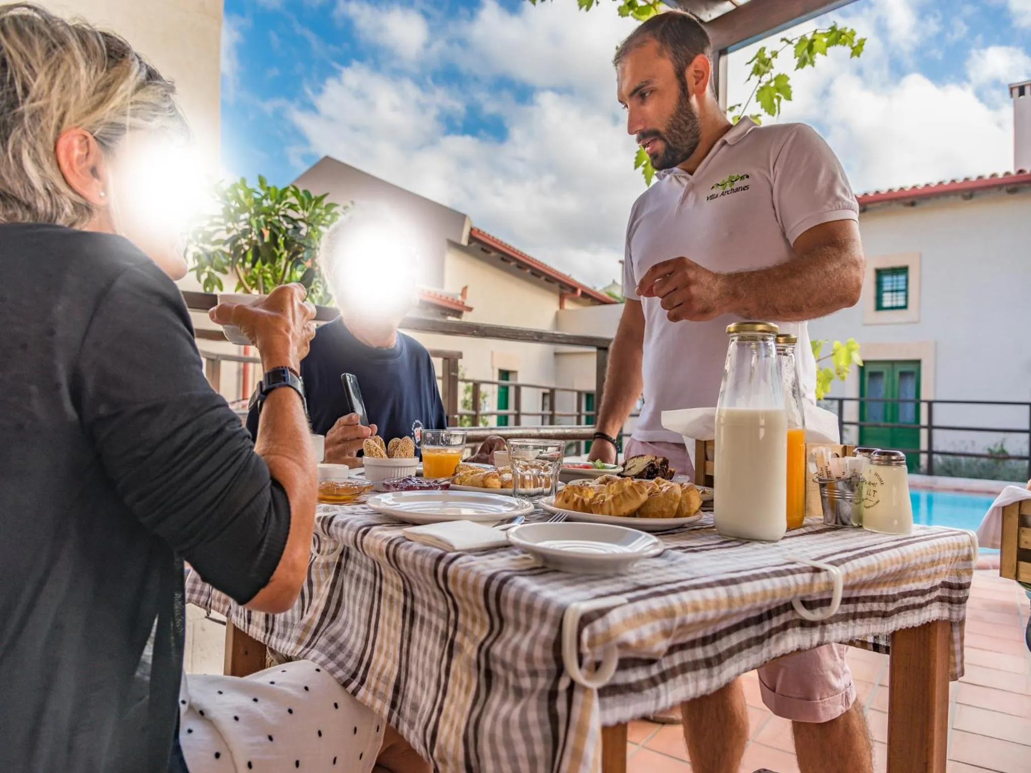Breakfast in Villa Archanes