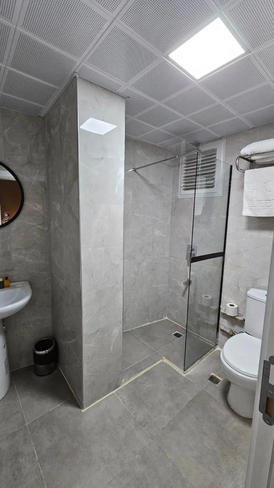 Bathroom in Sever Hotel