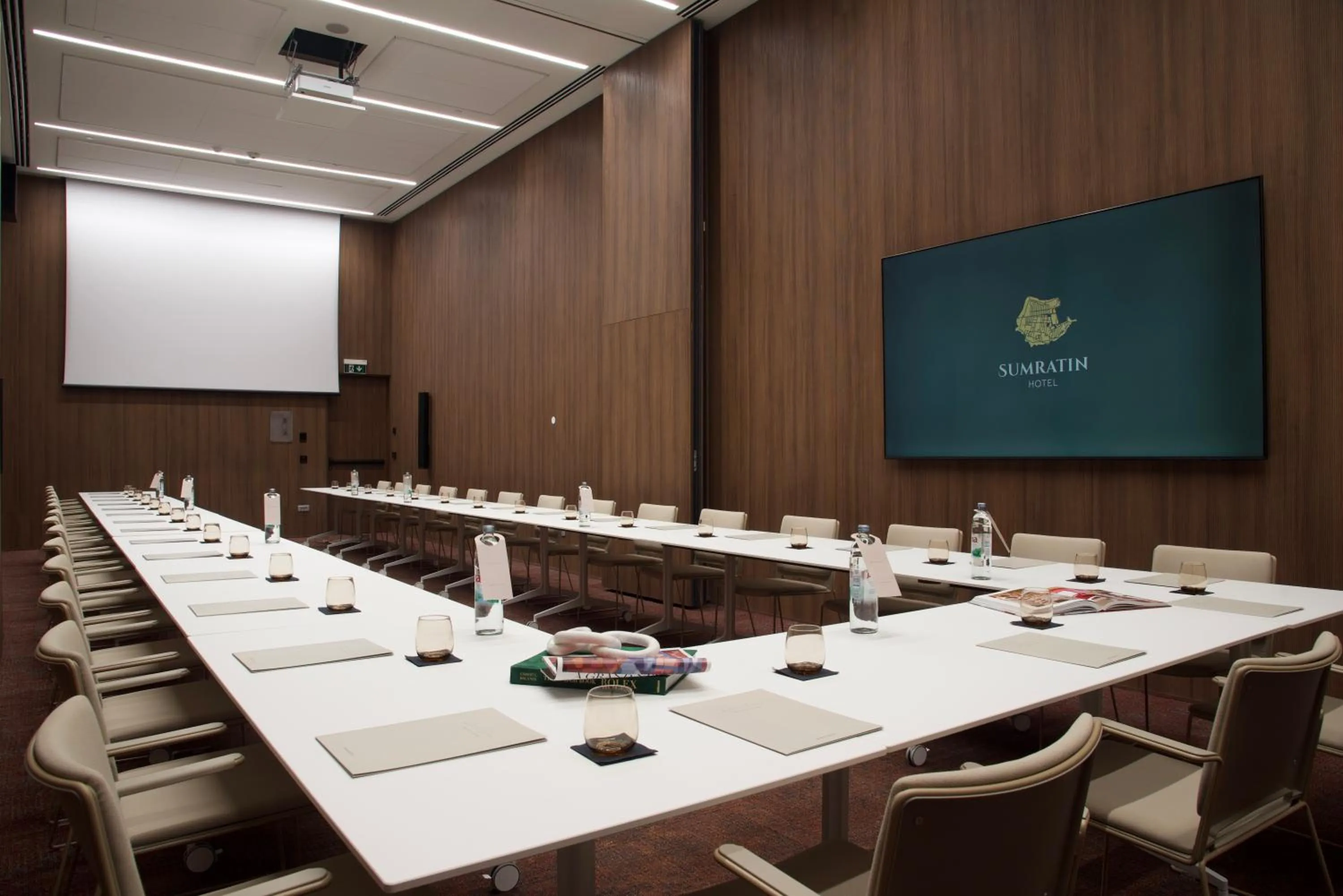 Meeting/conference room in Hotel Sumratin