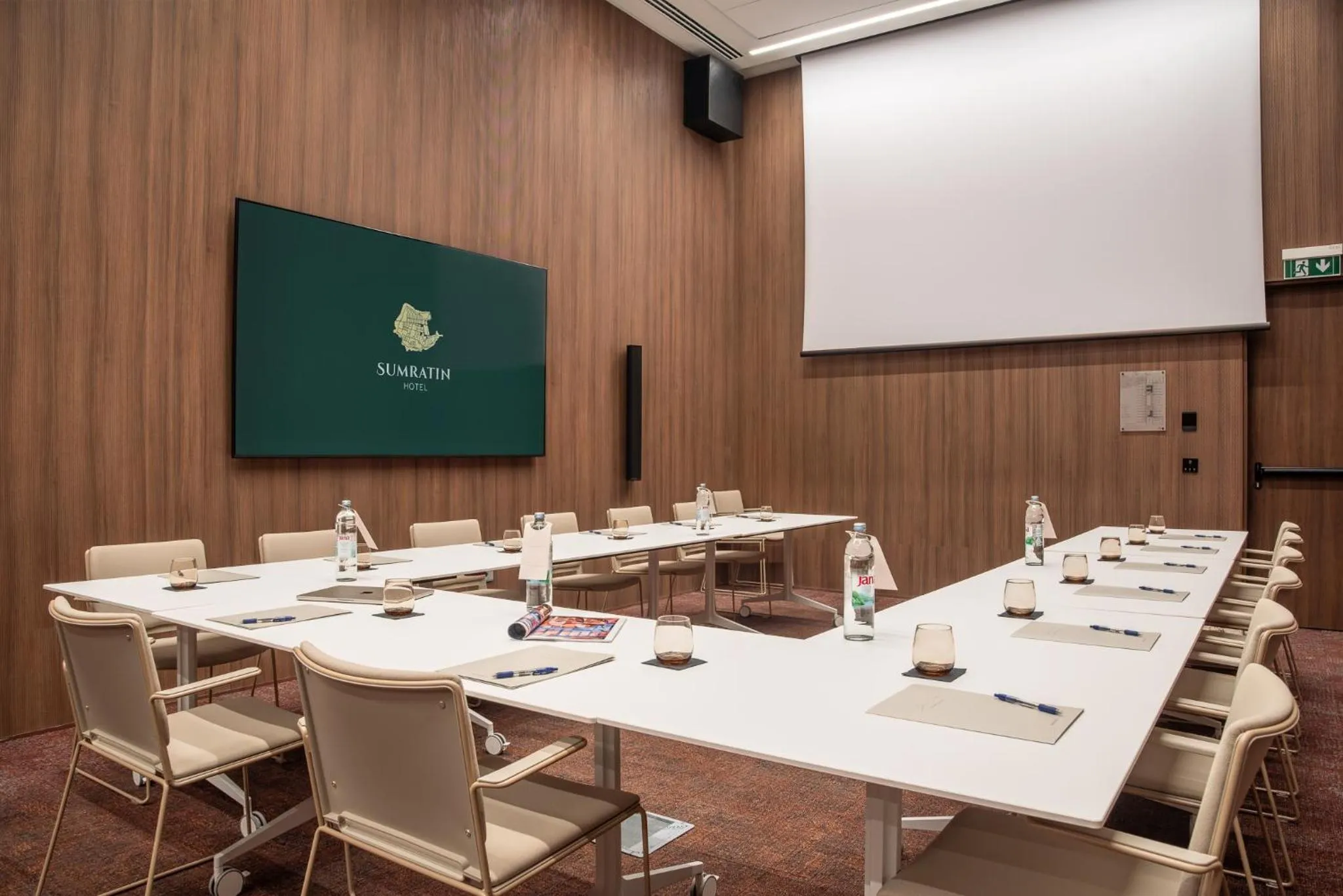 Meeting/conference room in Hotel Sumratin