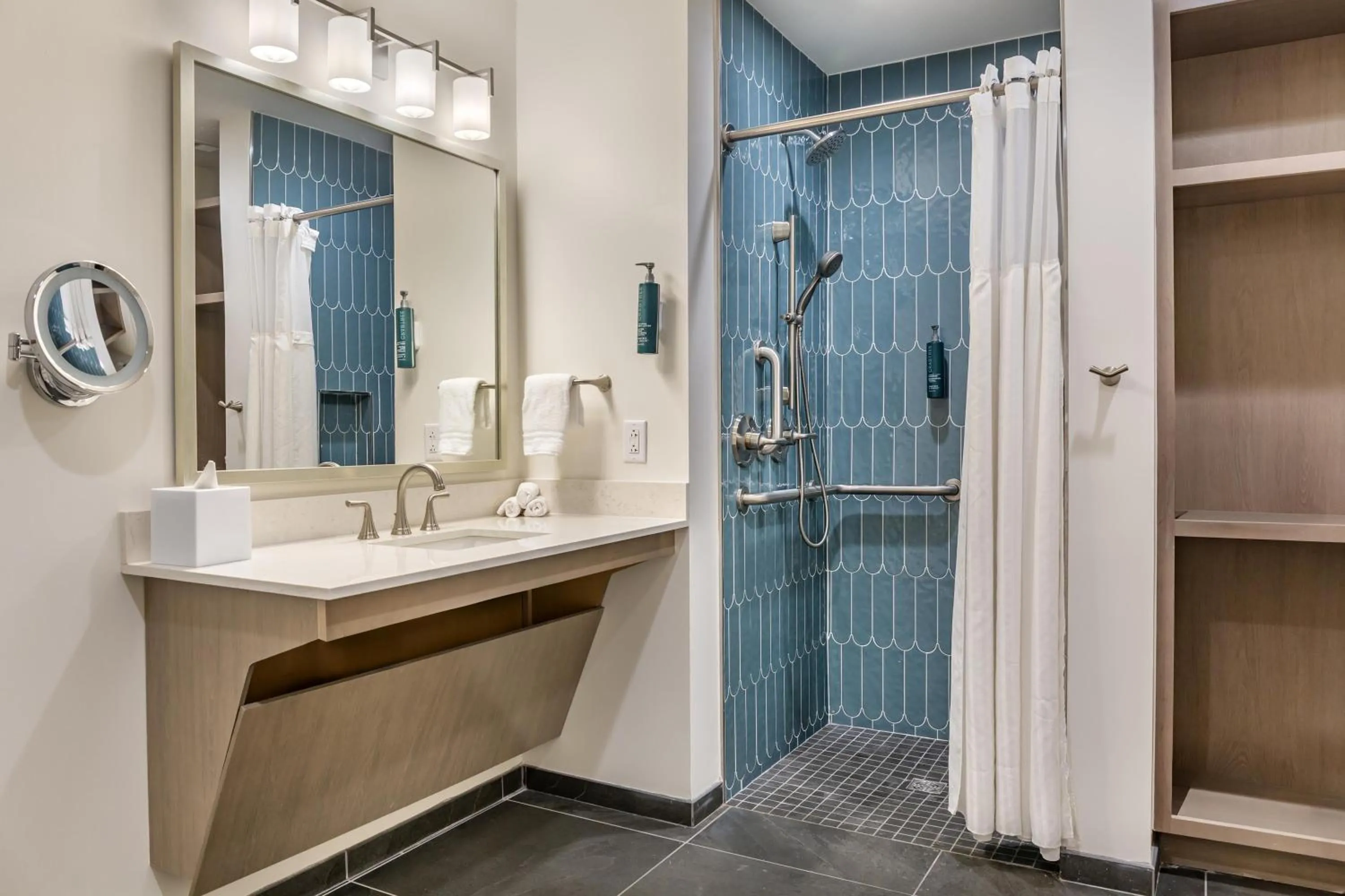 Bathroom in Hilton Vacation Club Mill Springs Lodge Pigeon Forge