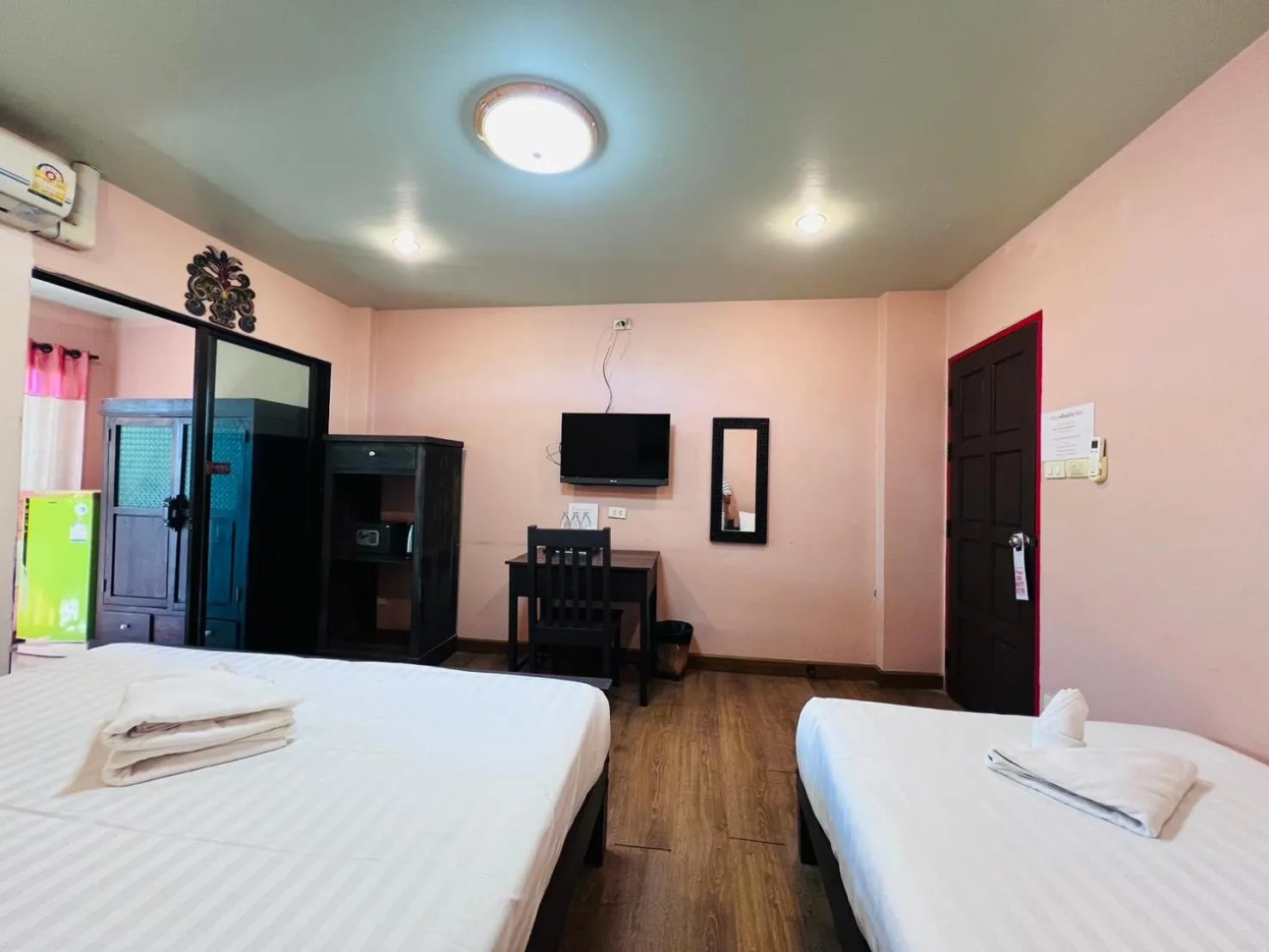 Photo of the whole room, Bed in Lanna Boutique Resort Chiang Mai