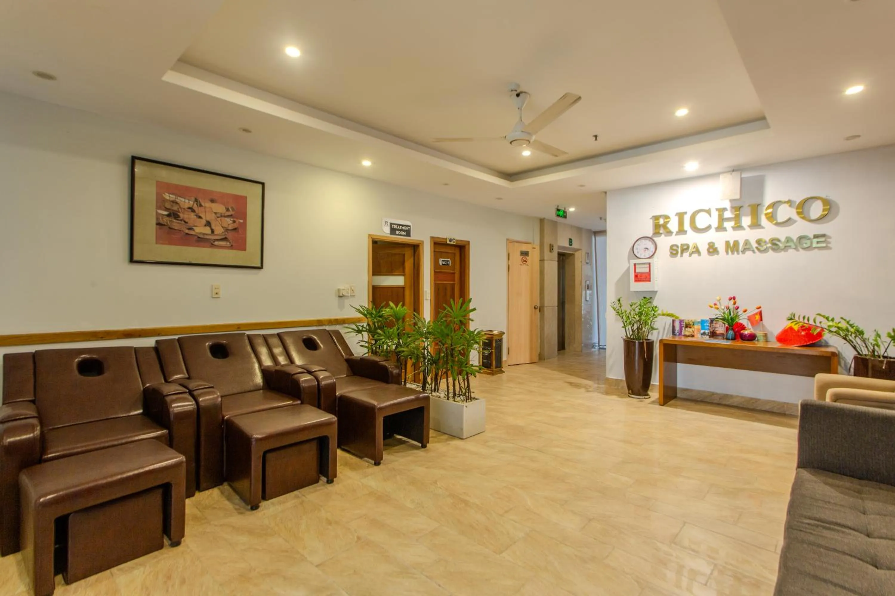 Lobby or reception in Richico Apartments And Hotel