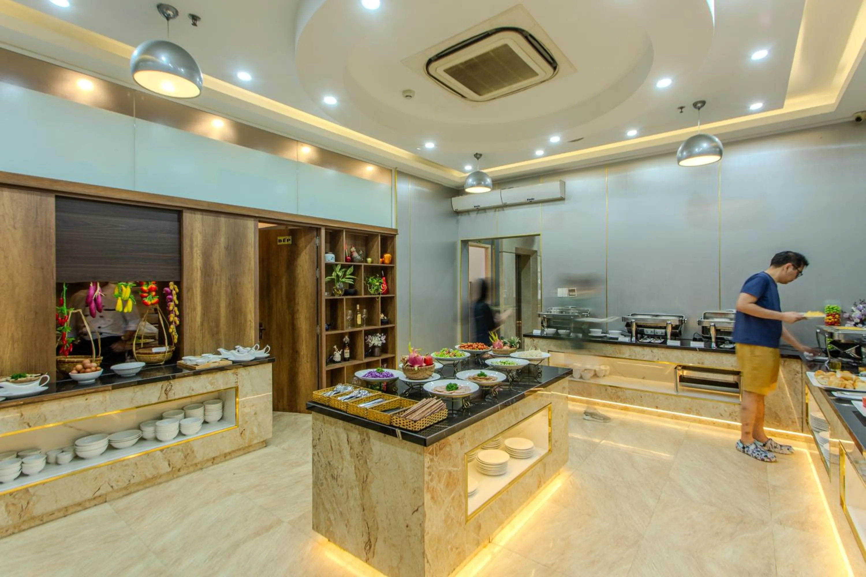 Buffet breakfast in Richico Apartments And Hotel