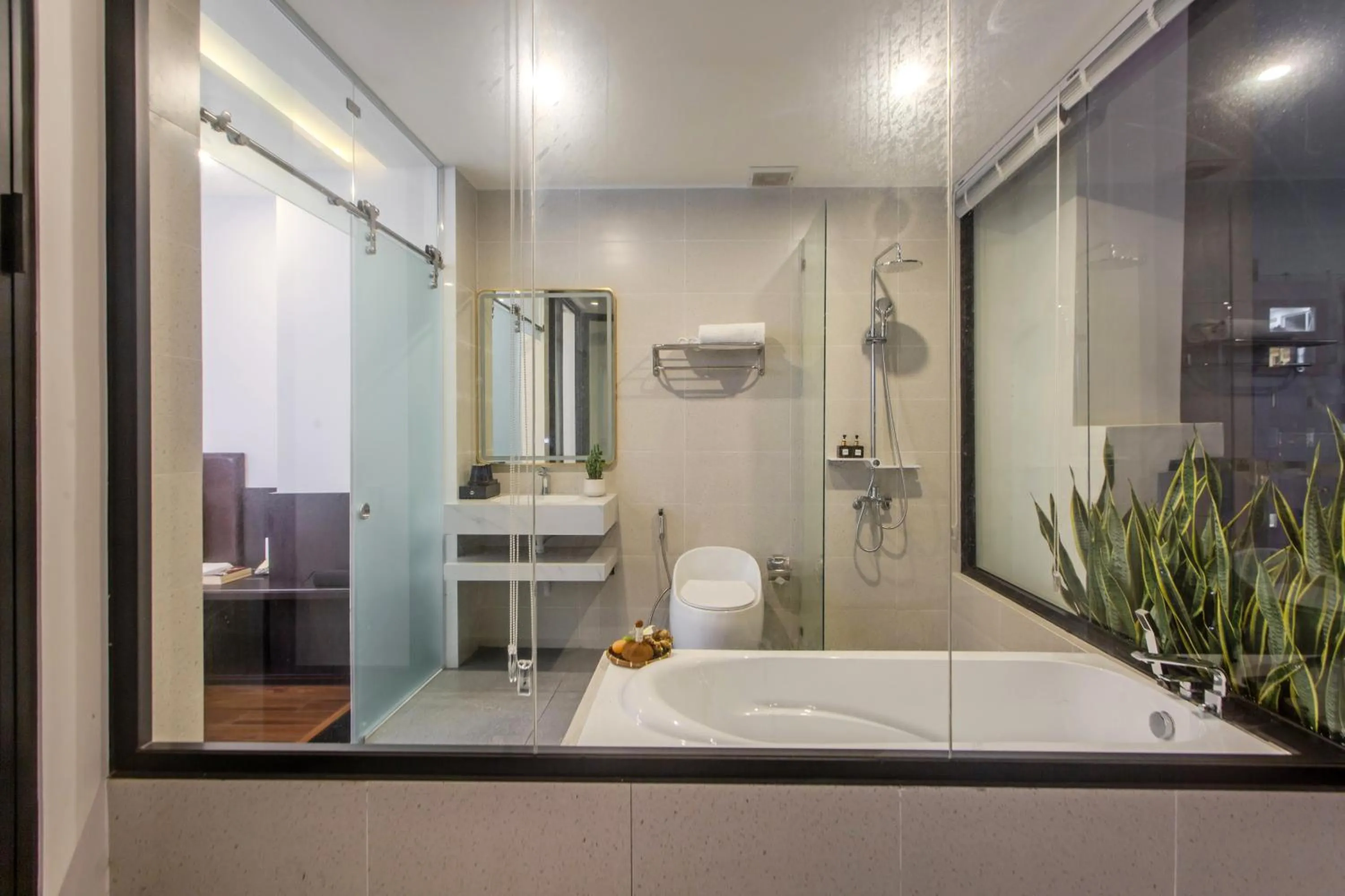 Shower in Richico Apartments And Hotel