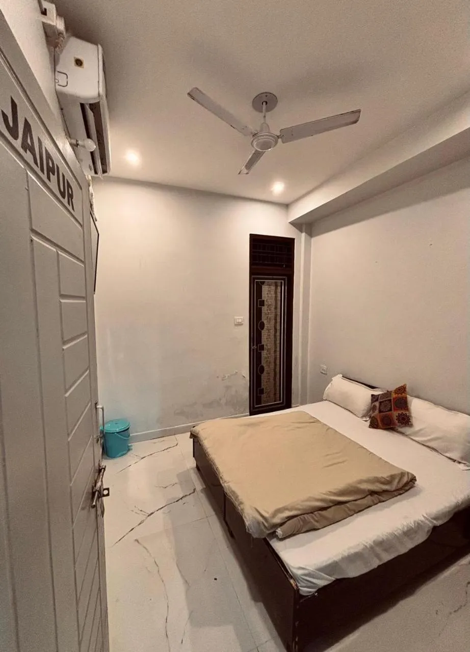 Bed in OLT Hostel Rishikesh