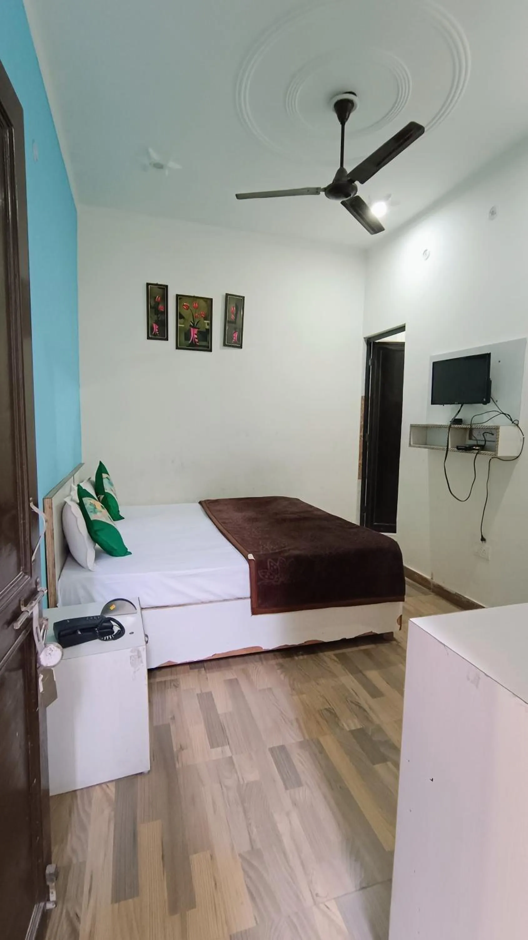 Bed in OLT Hostel Rishikesh