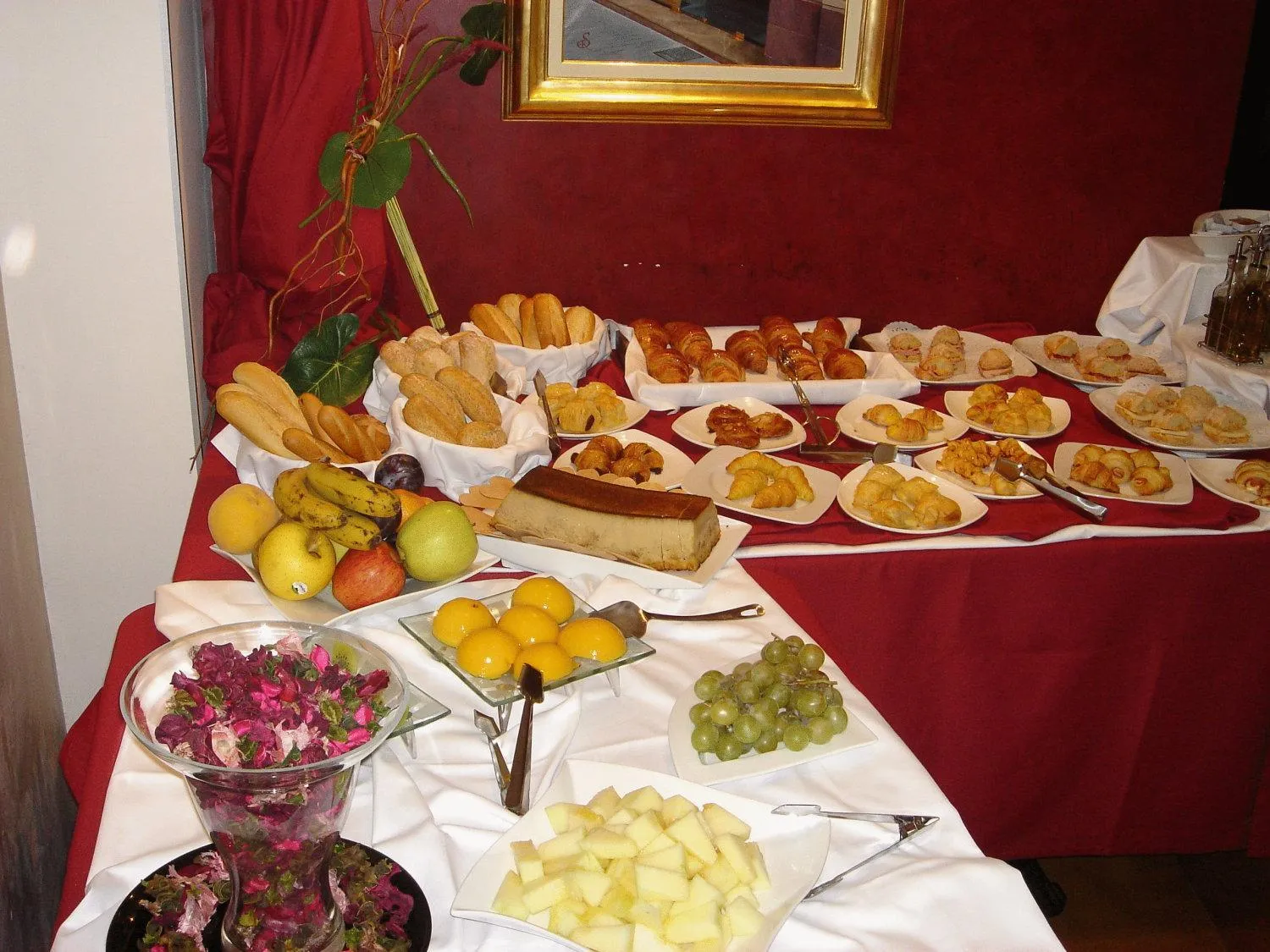 Buffet breakfast in Hotel Iris