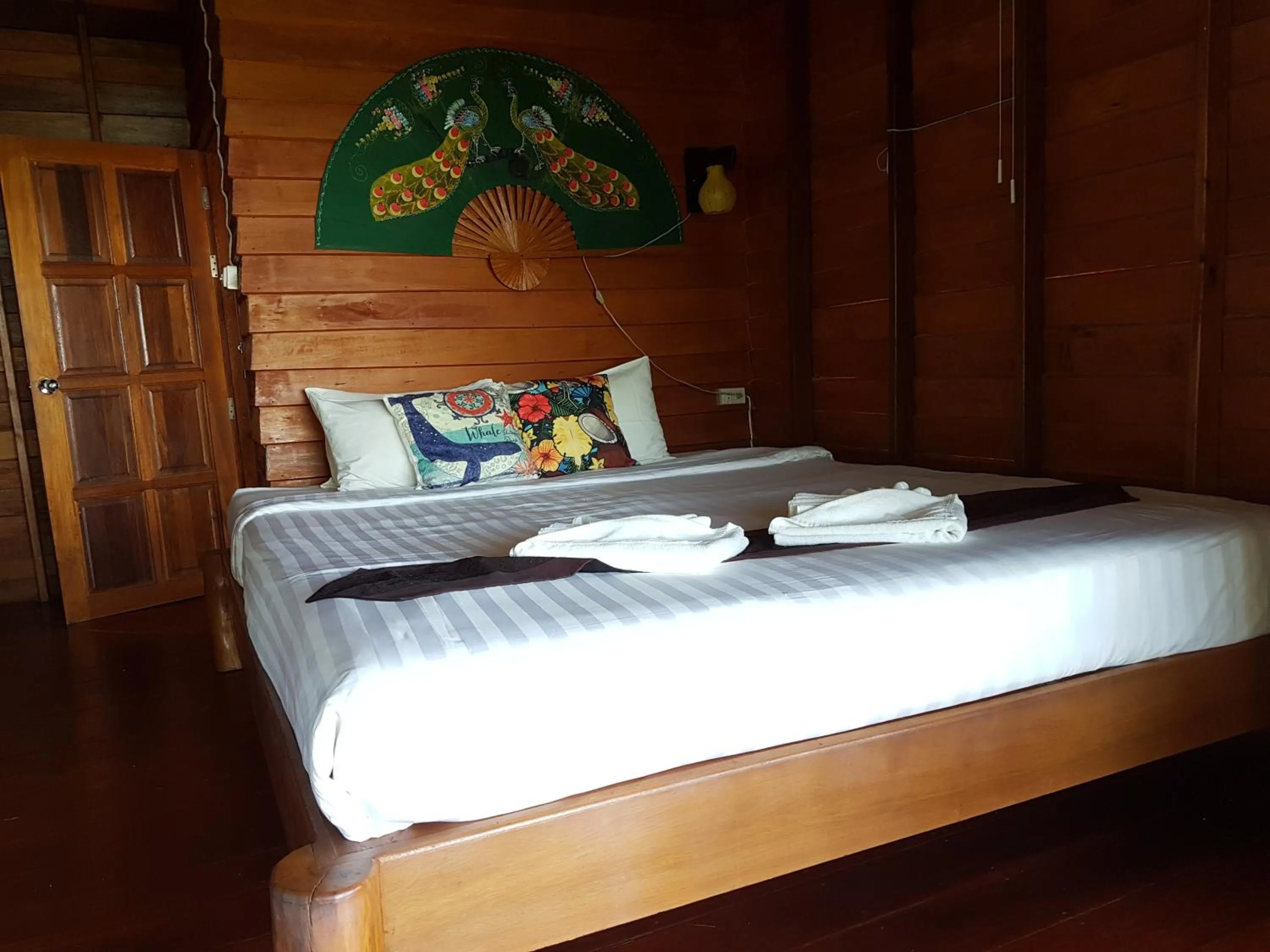 Bed in Esmeralda View Resort - SHA Extra Plus