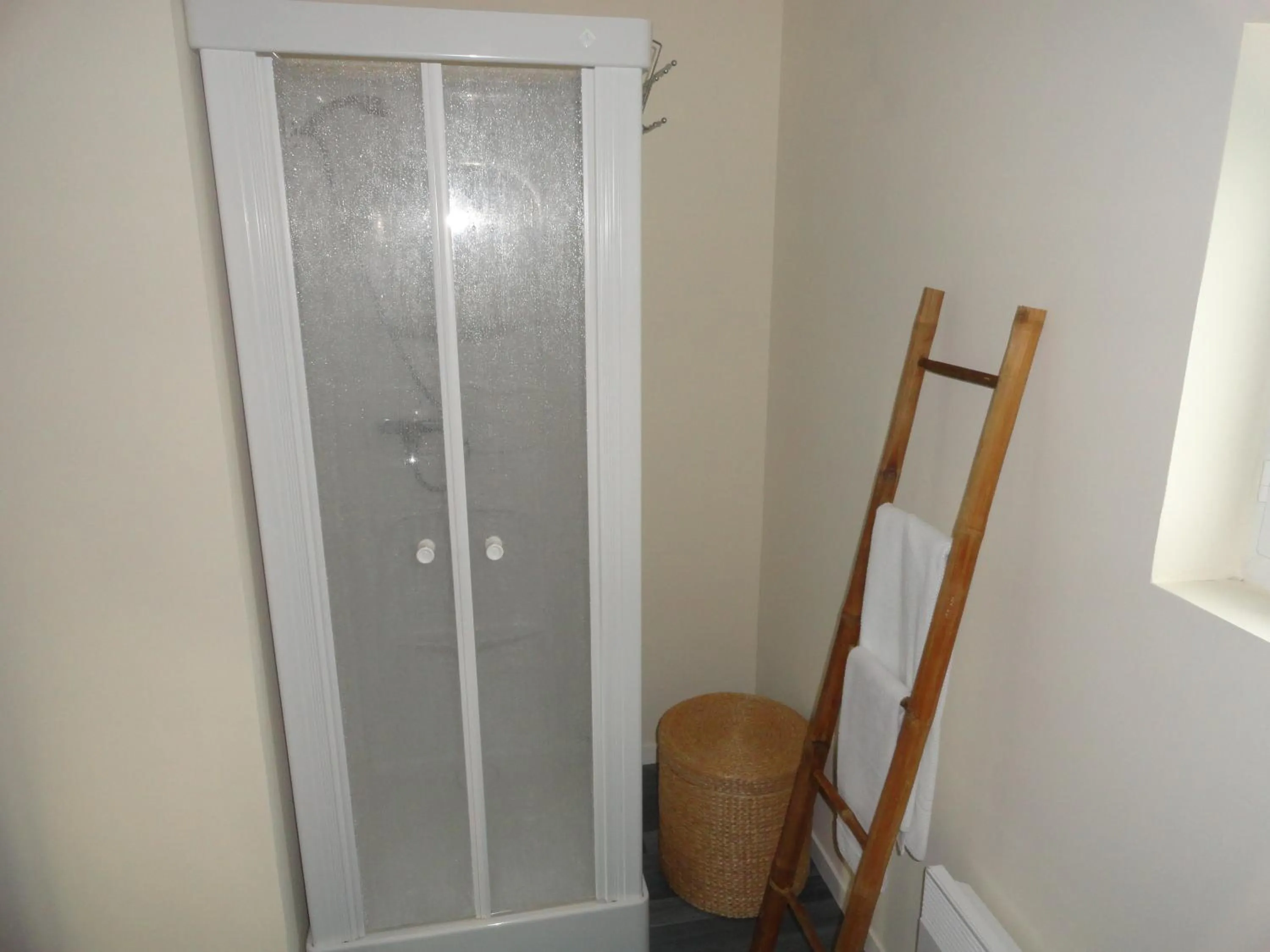 Shower in Chambre d'hôte El Dorado