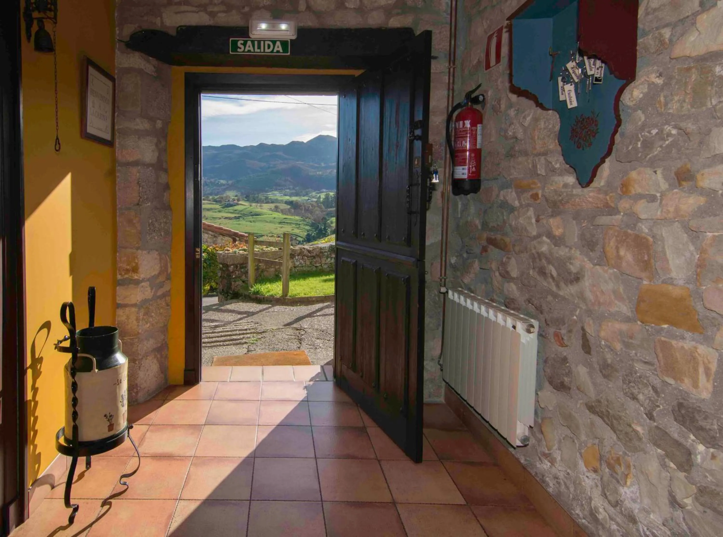 Facade/entrance in La Casona de Tresgrandas