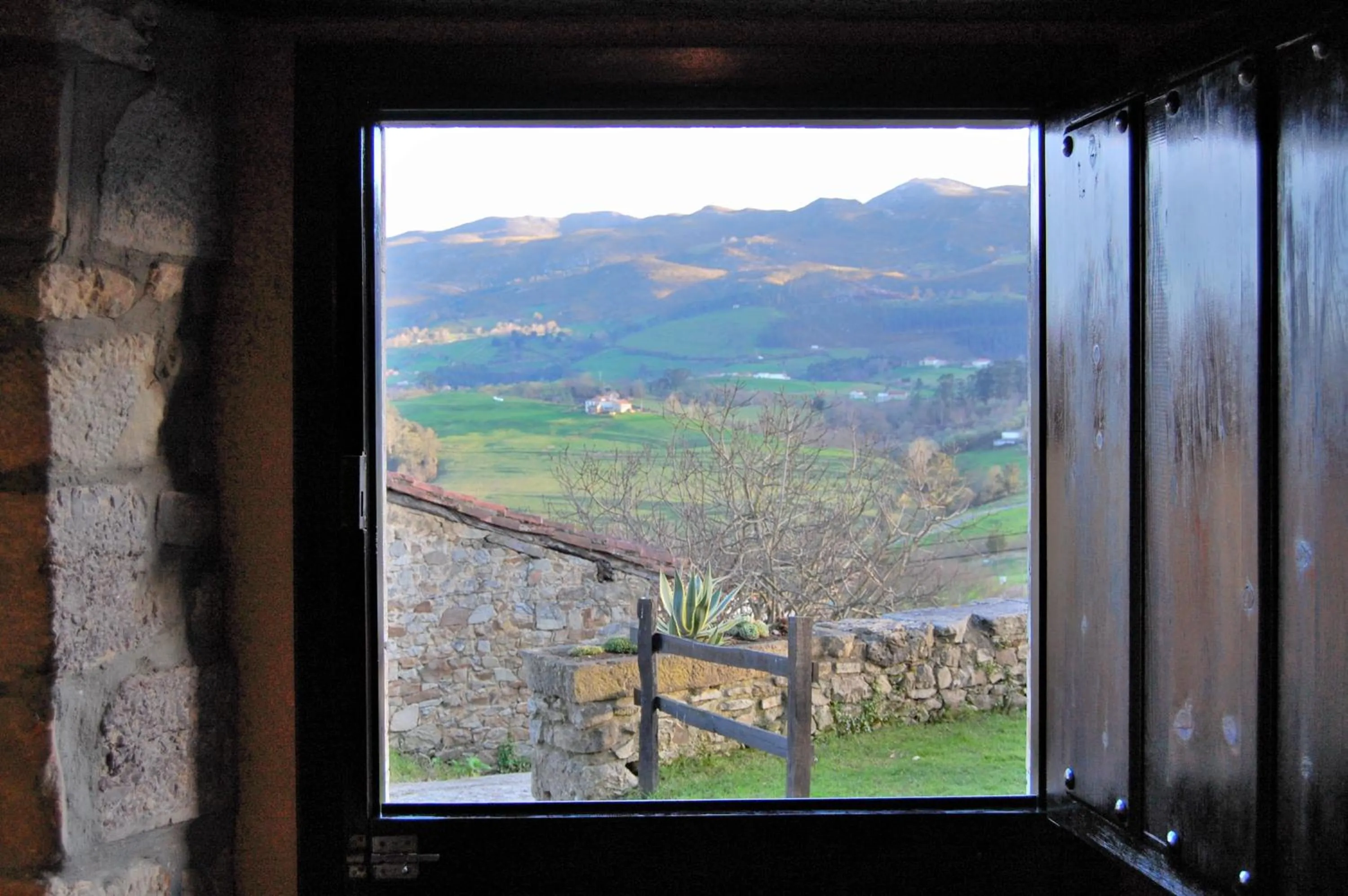 Facade/entrance in La Casona de Tresgrandas