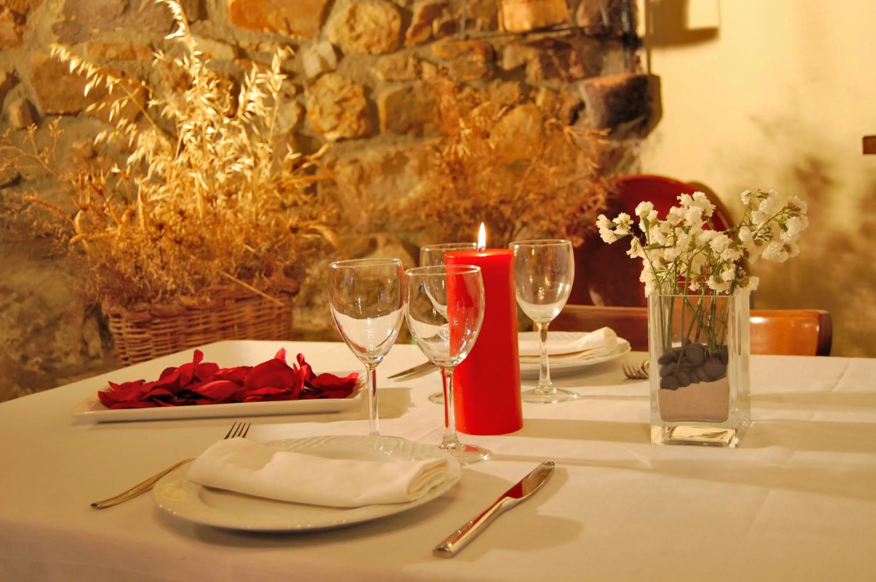 Restaurant/places to eat in La Casona de Tresgrandas