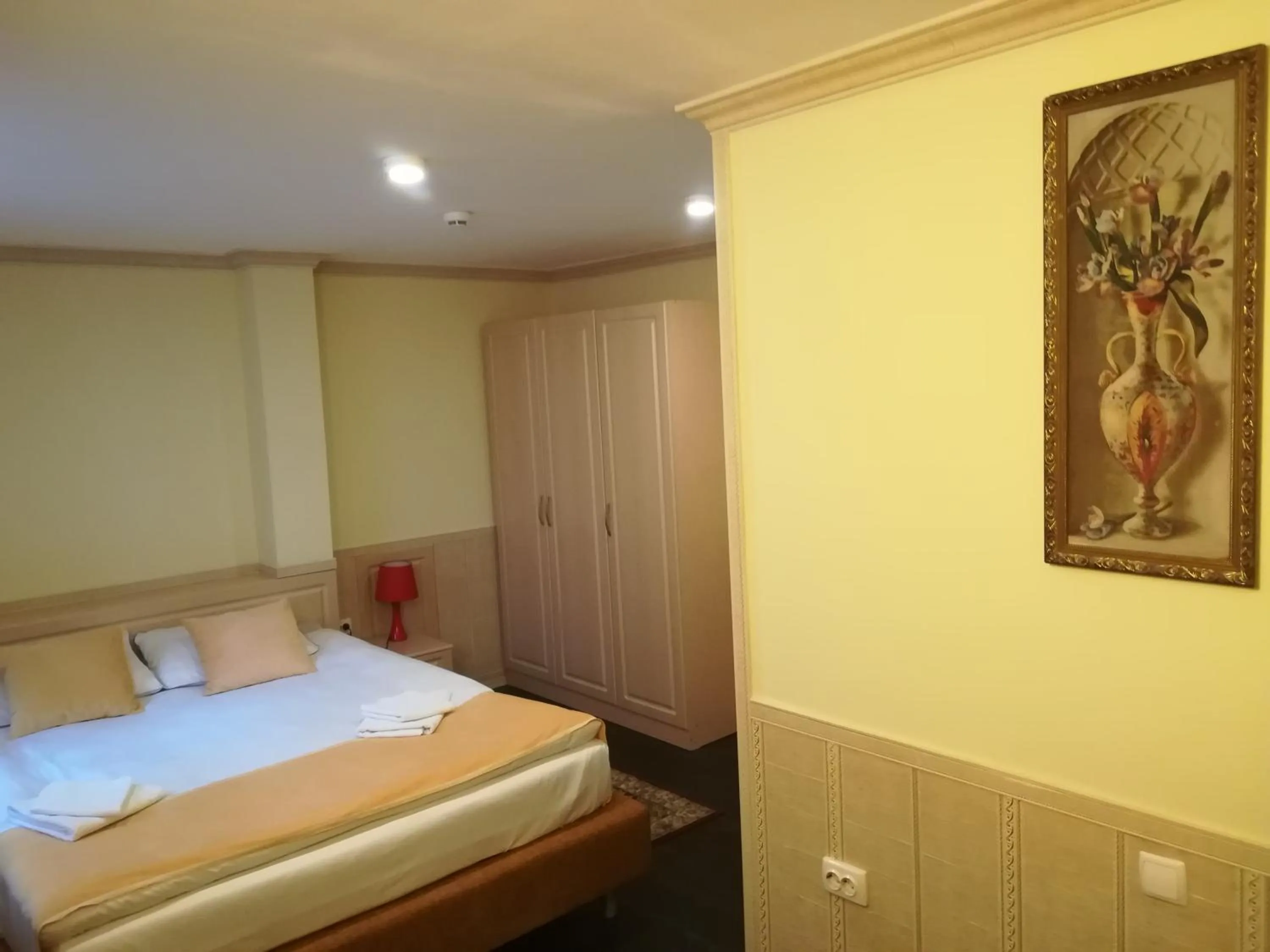 Bed in Jasmine Hotel