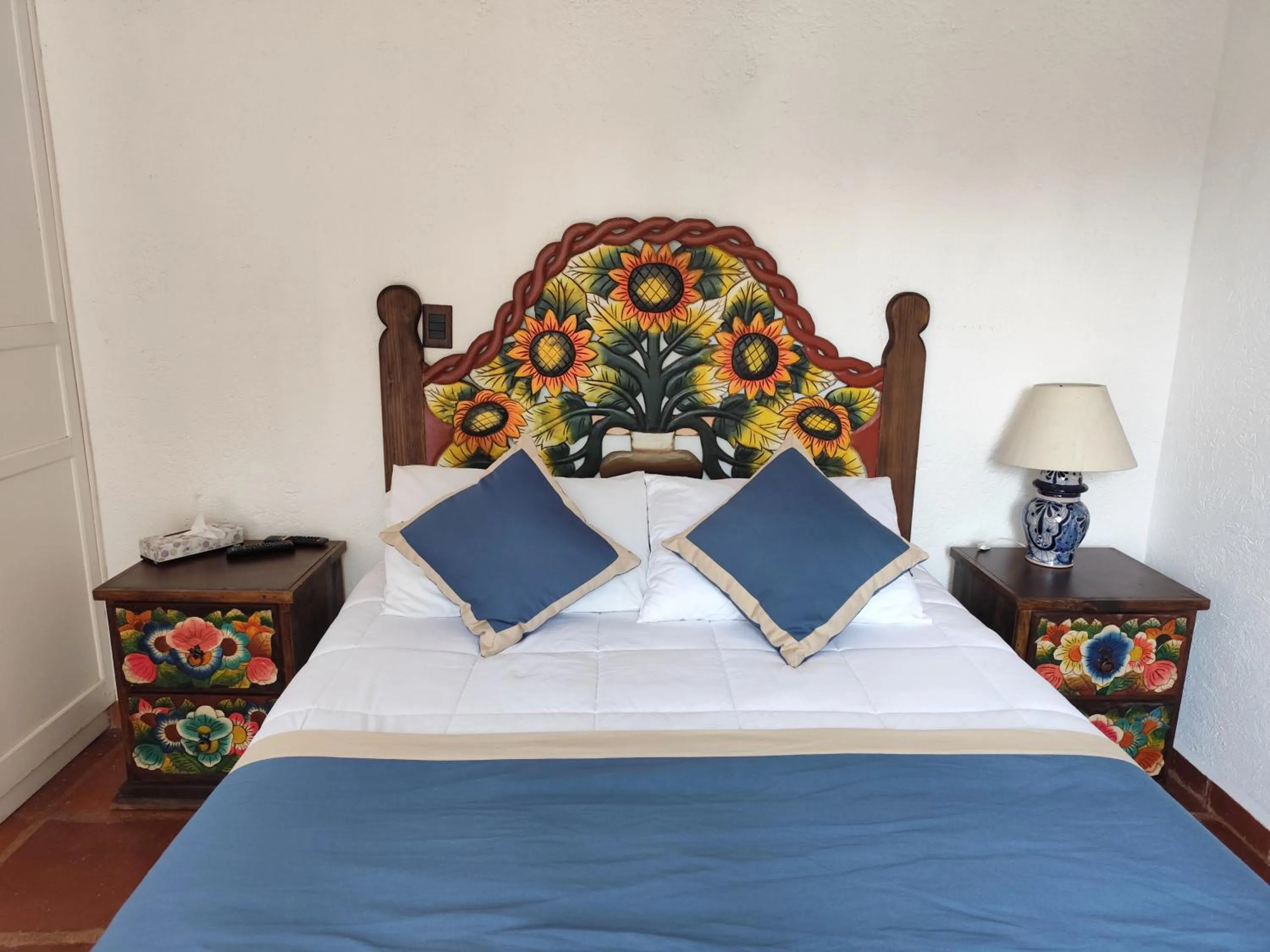 Bed in Casa de las Conchas Cuernavaca