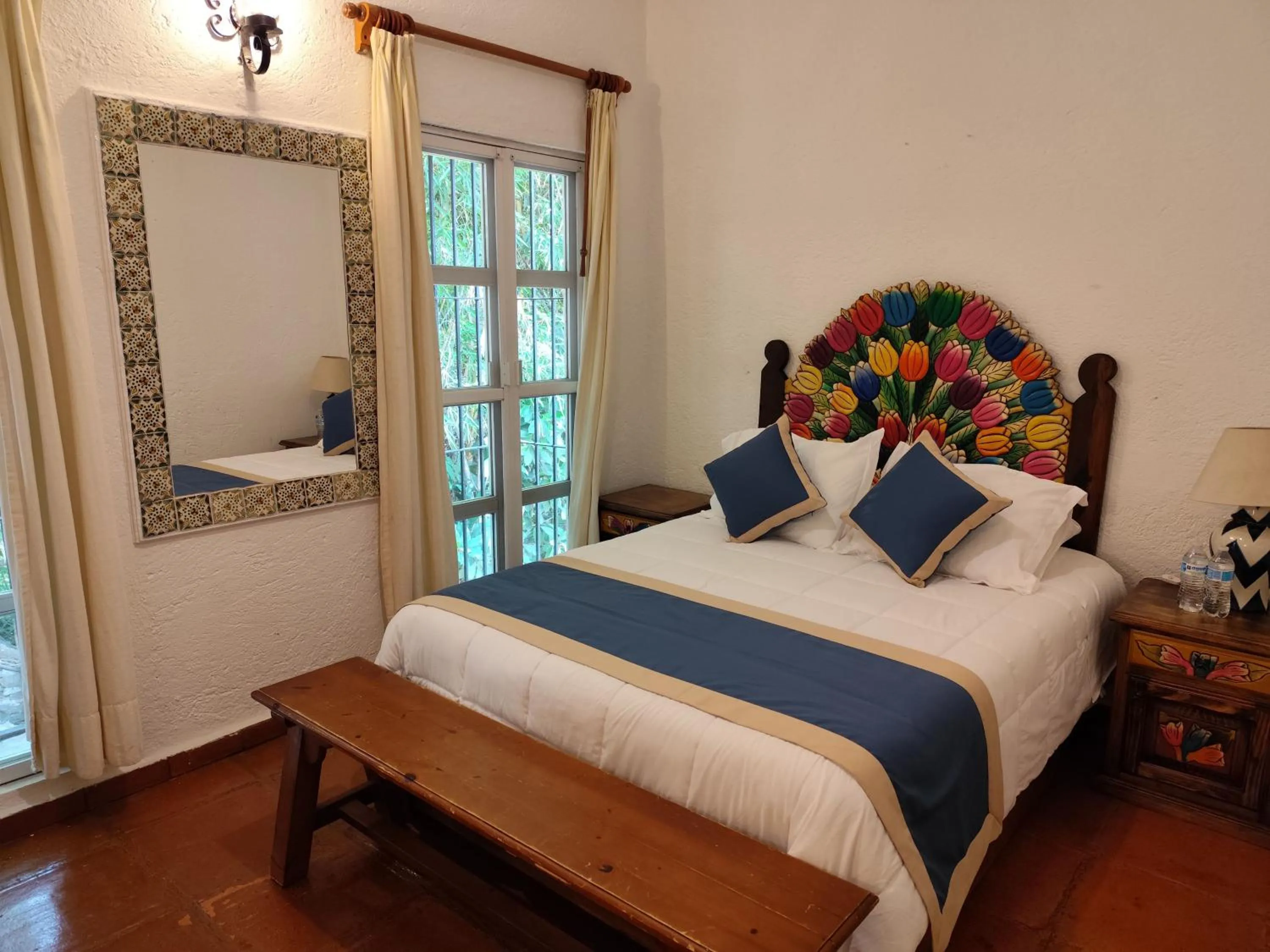 Bed in Casa de las Conchas Cuernavaca