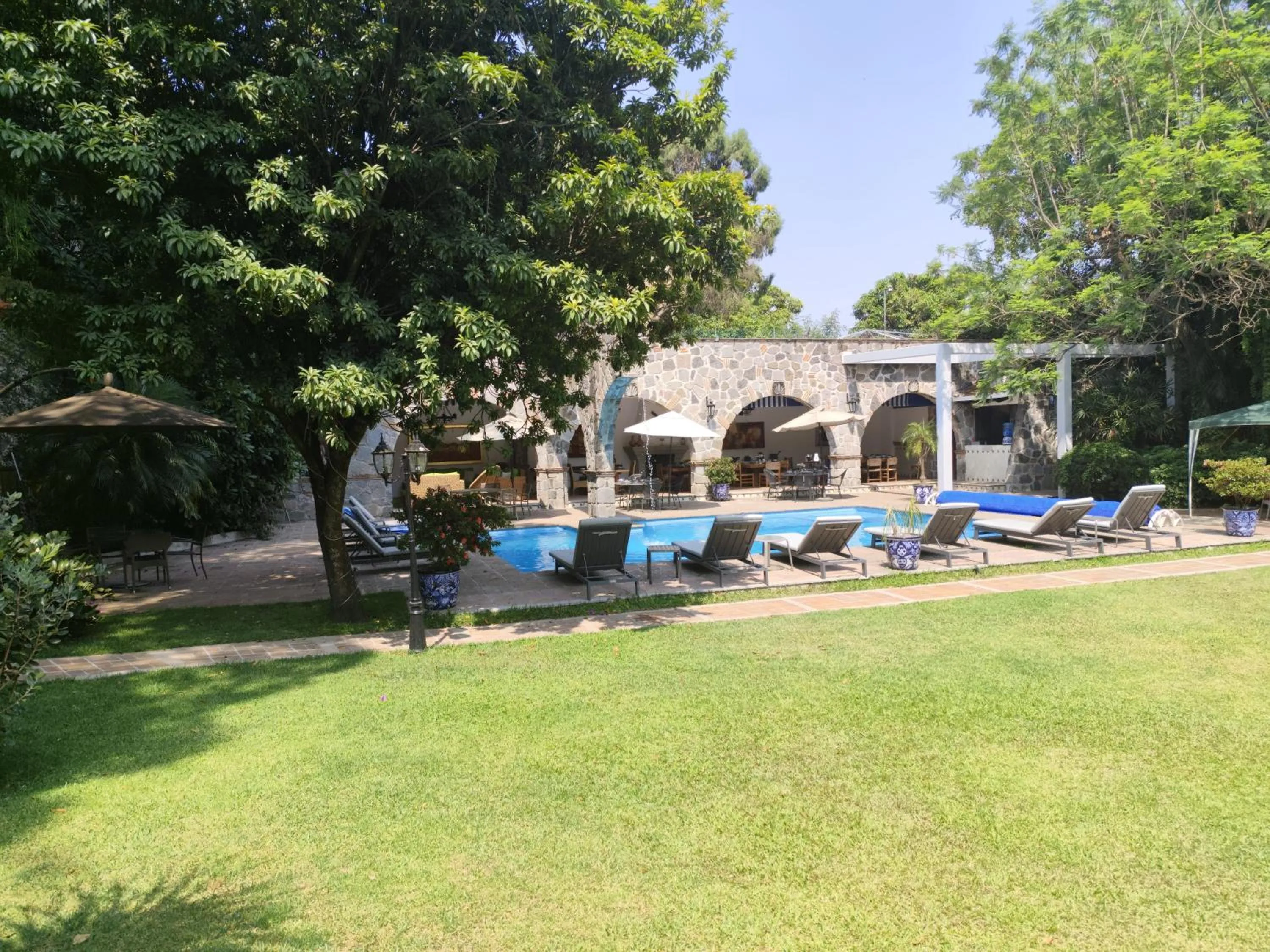 Spring in Casa de las Conchas Cuernavaca