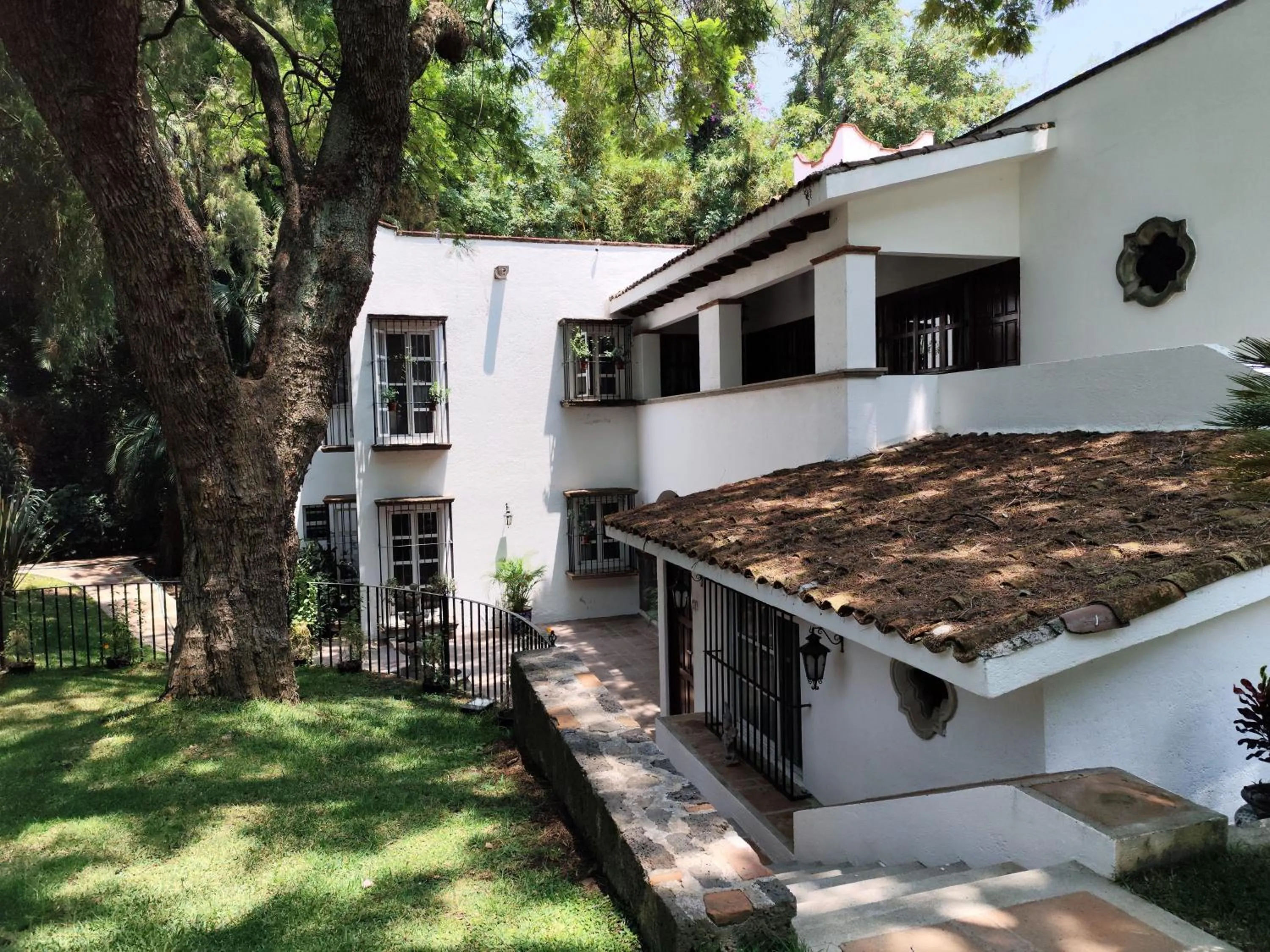 Property building in Casa de las Conchas Cuernavaca