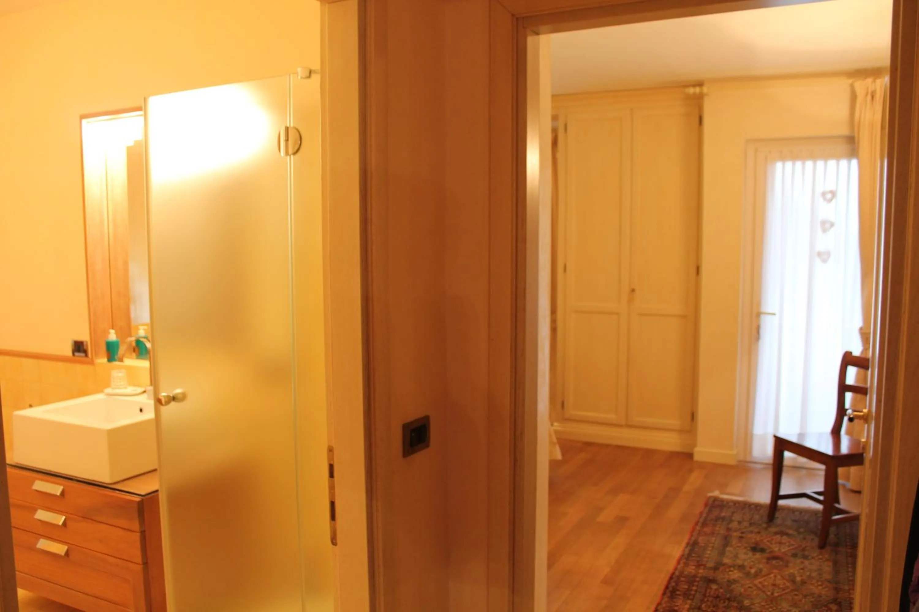 Photo of the whole room in B&B La Ceresara