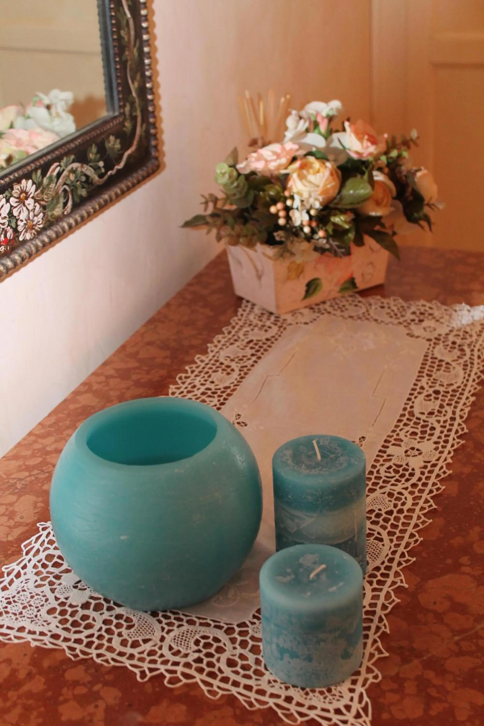 Decorative detail in B&B La Ceresara