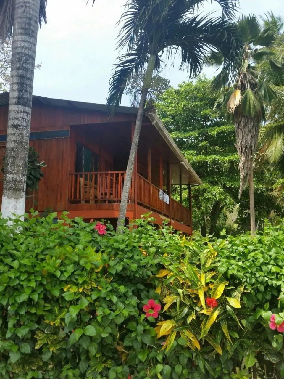 Property building in Hotel Cabinas Mar Y Cielo