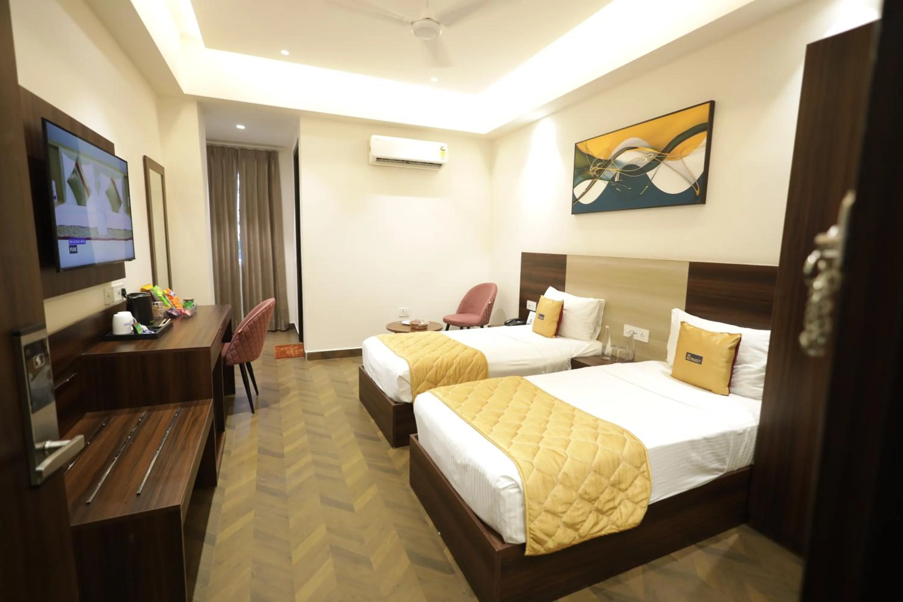 Bedroom, Bed in The Altruist Hotel Sec-57