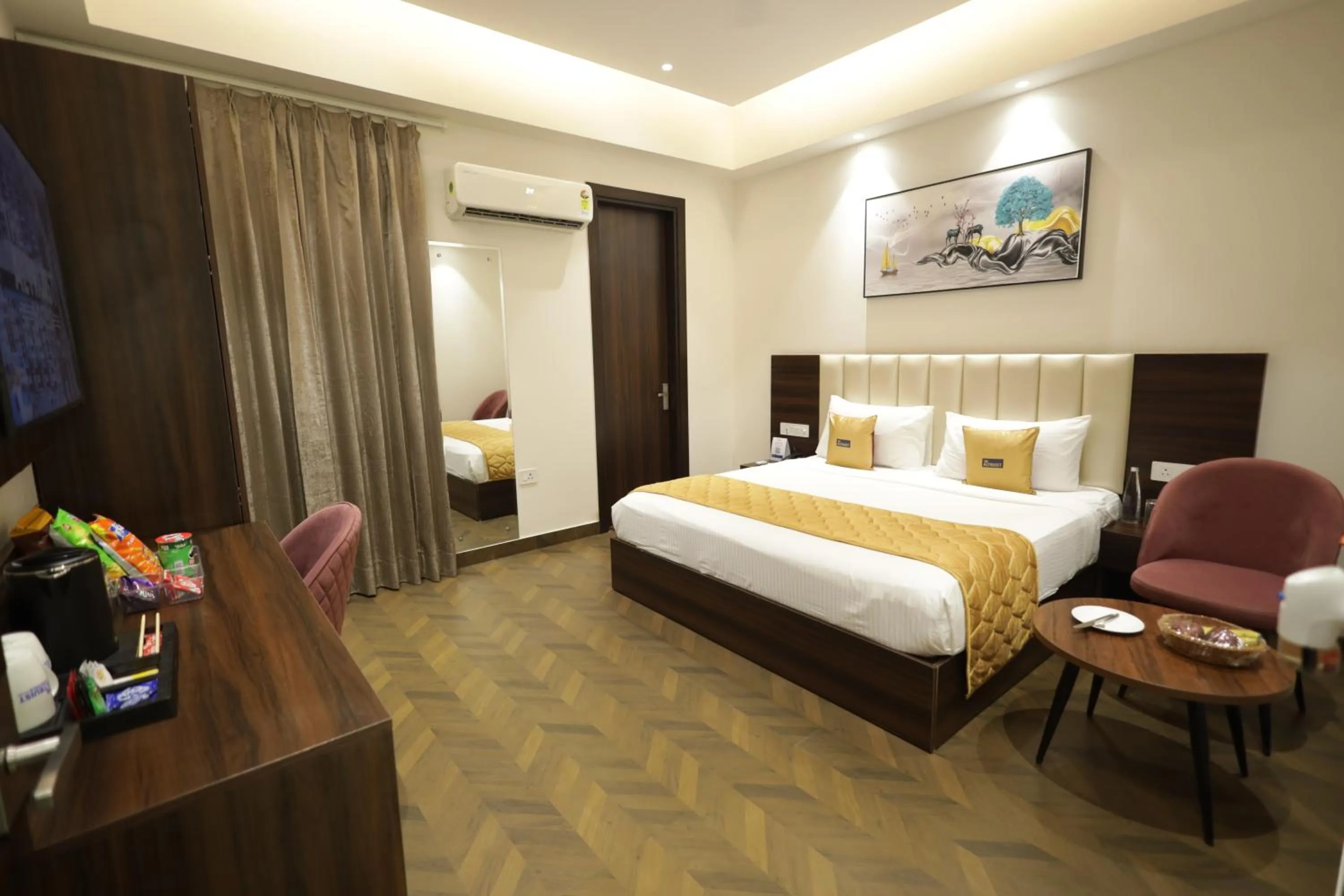 Bedroom, Bed in The Altruist Hotel Sec-57