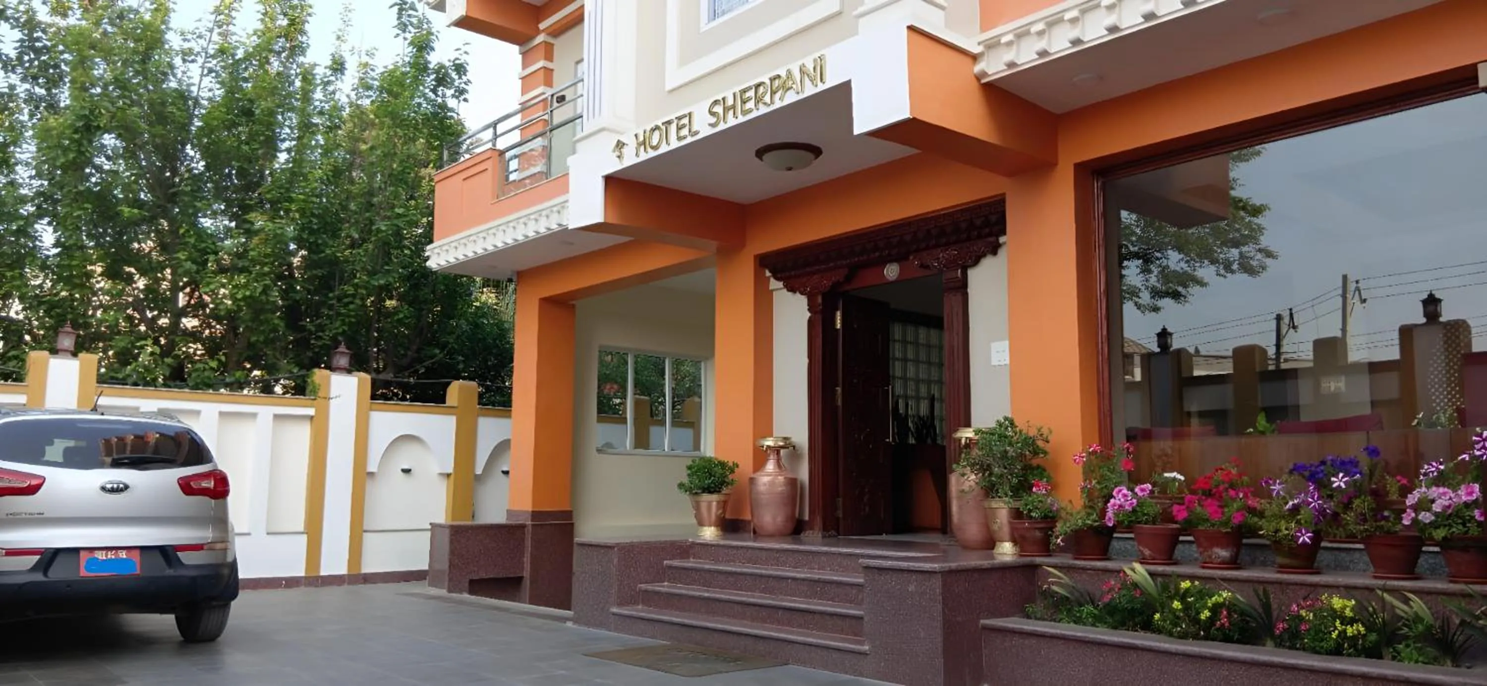 Property building in Hotel Sherpani