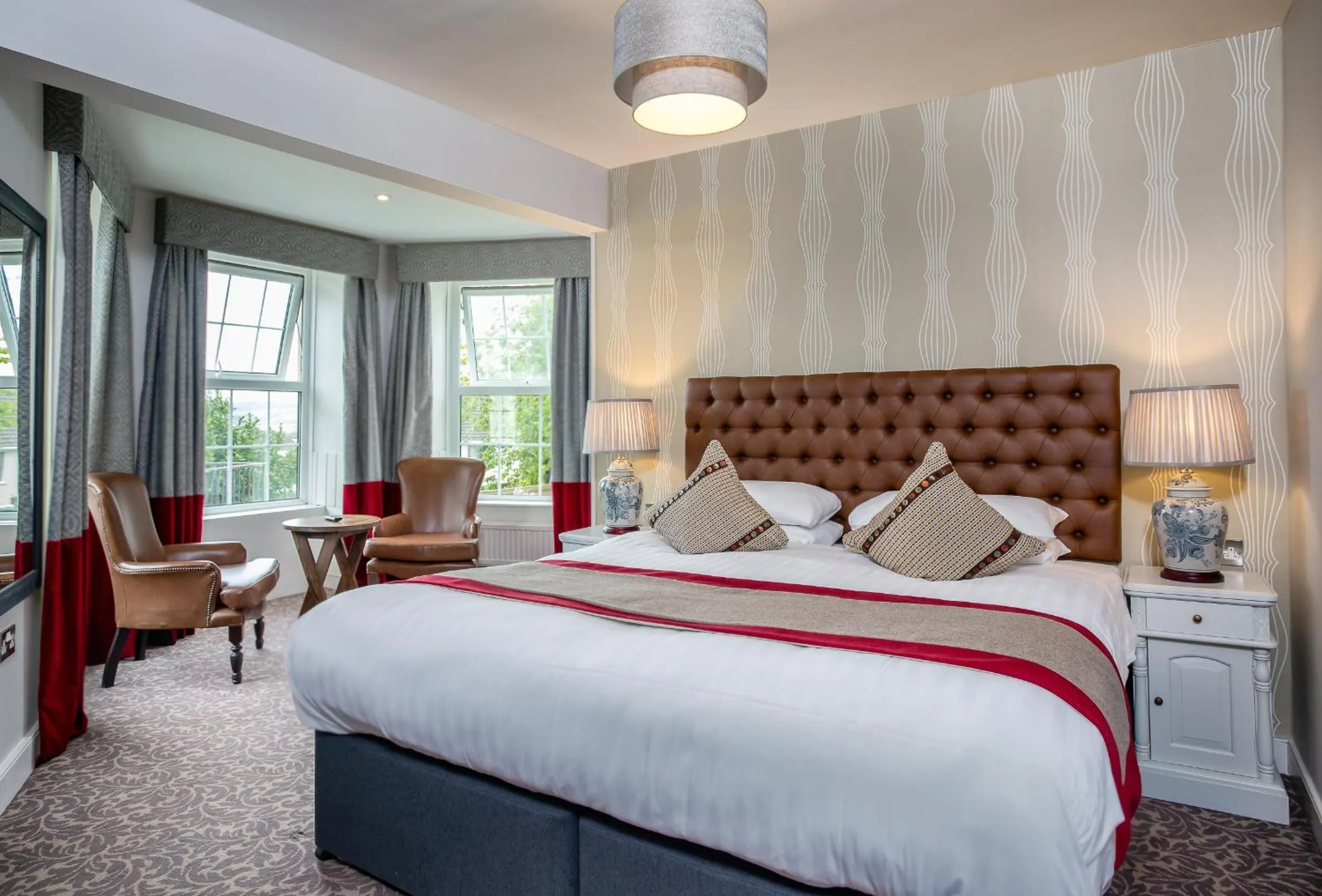 Bedroom, Bed in Cockhaven Arms