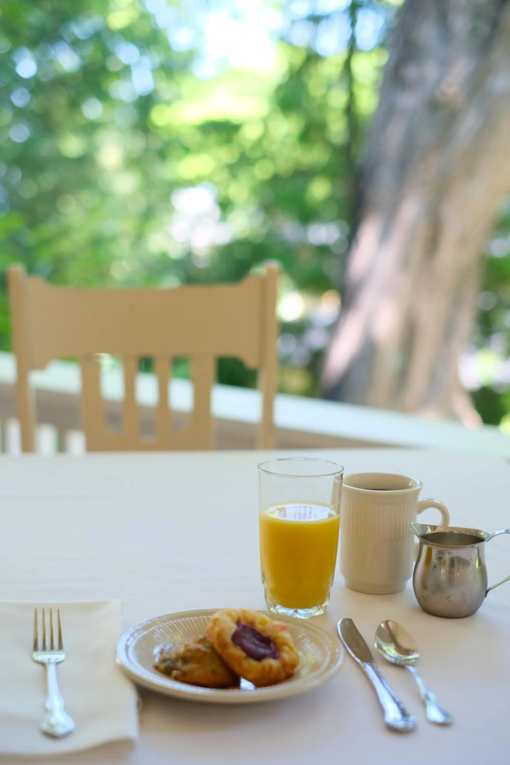 Breakfast in Terrace Inn and 1911 Restaurant