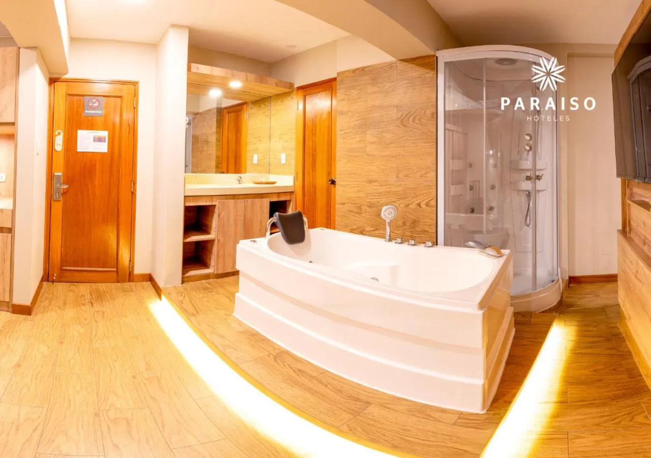 Bathroom in Hoteles Paraiso TRUJILLO