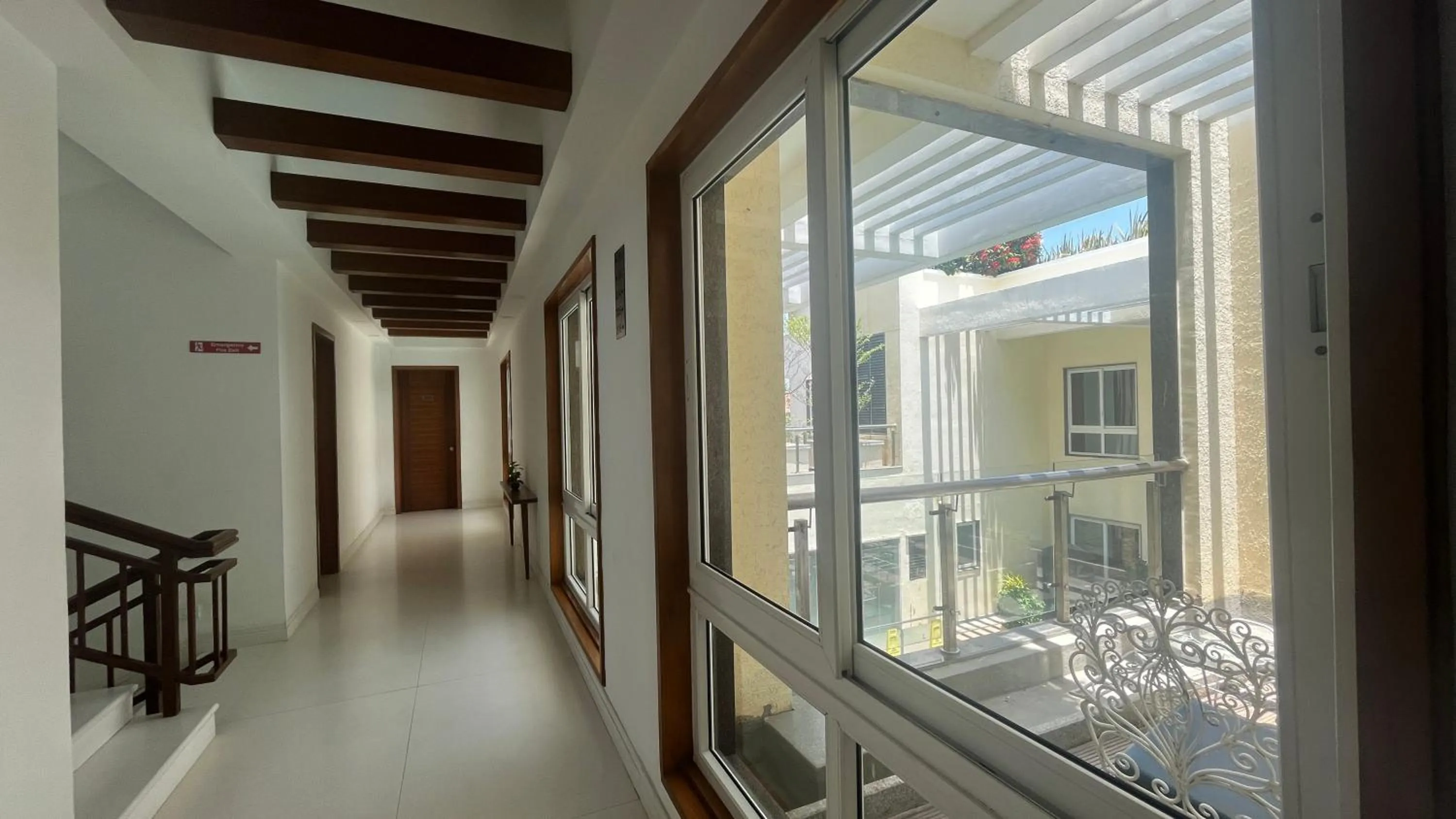 Property building in Maroma Suites ECR