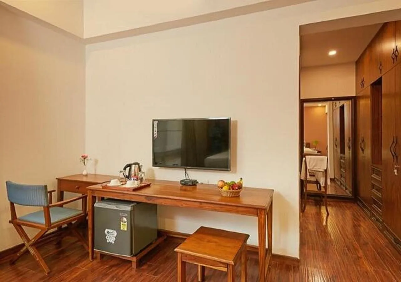 TV and multimedia in Maroma Suites ECR