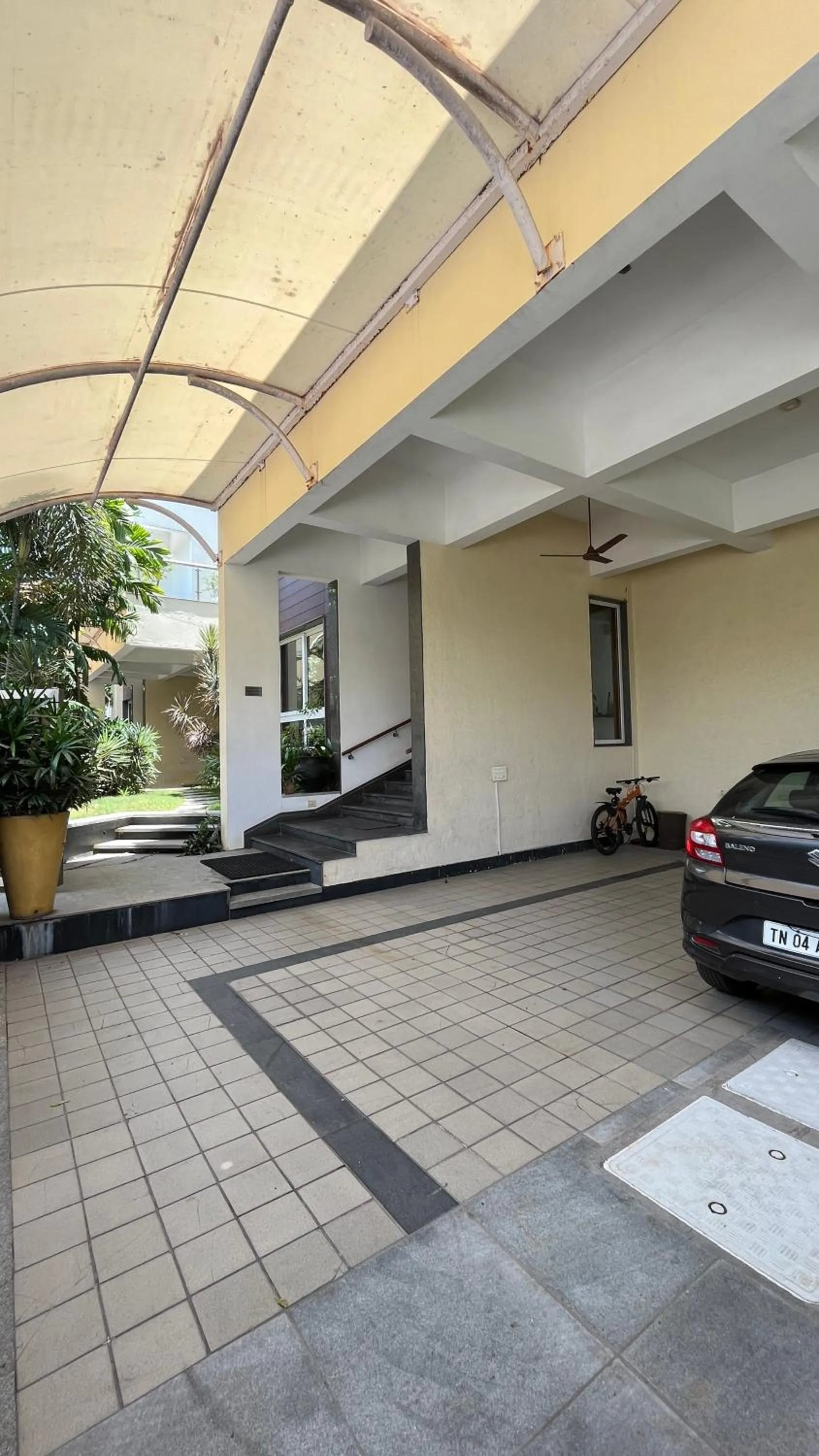 Parking in Maroma Suites ECR