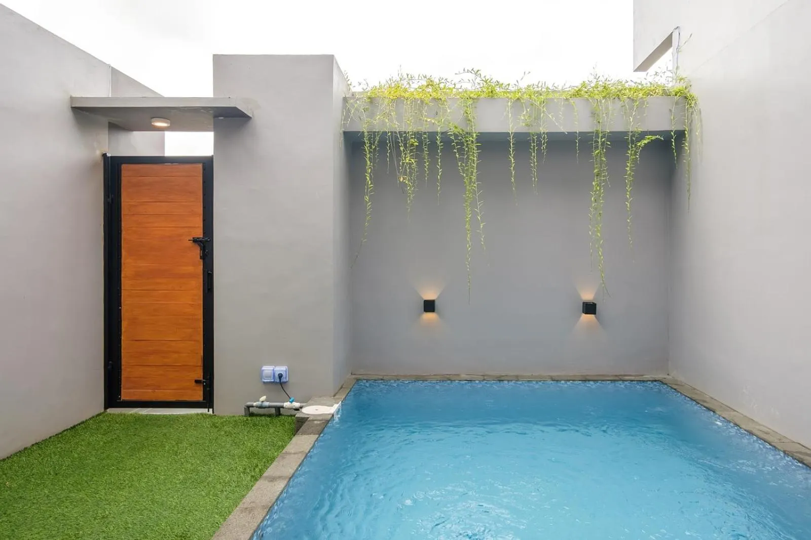 Swimming pool in Calma Jatimas Klayar Villa Sleman Jogja