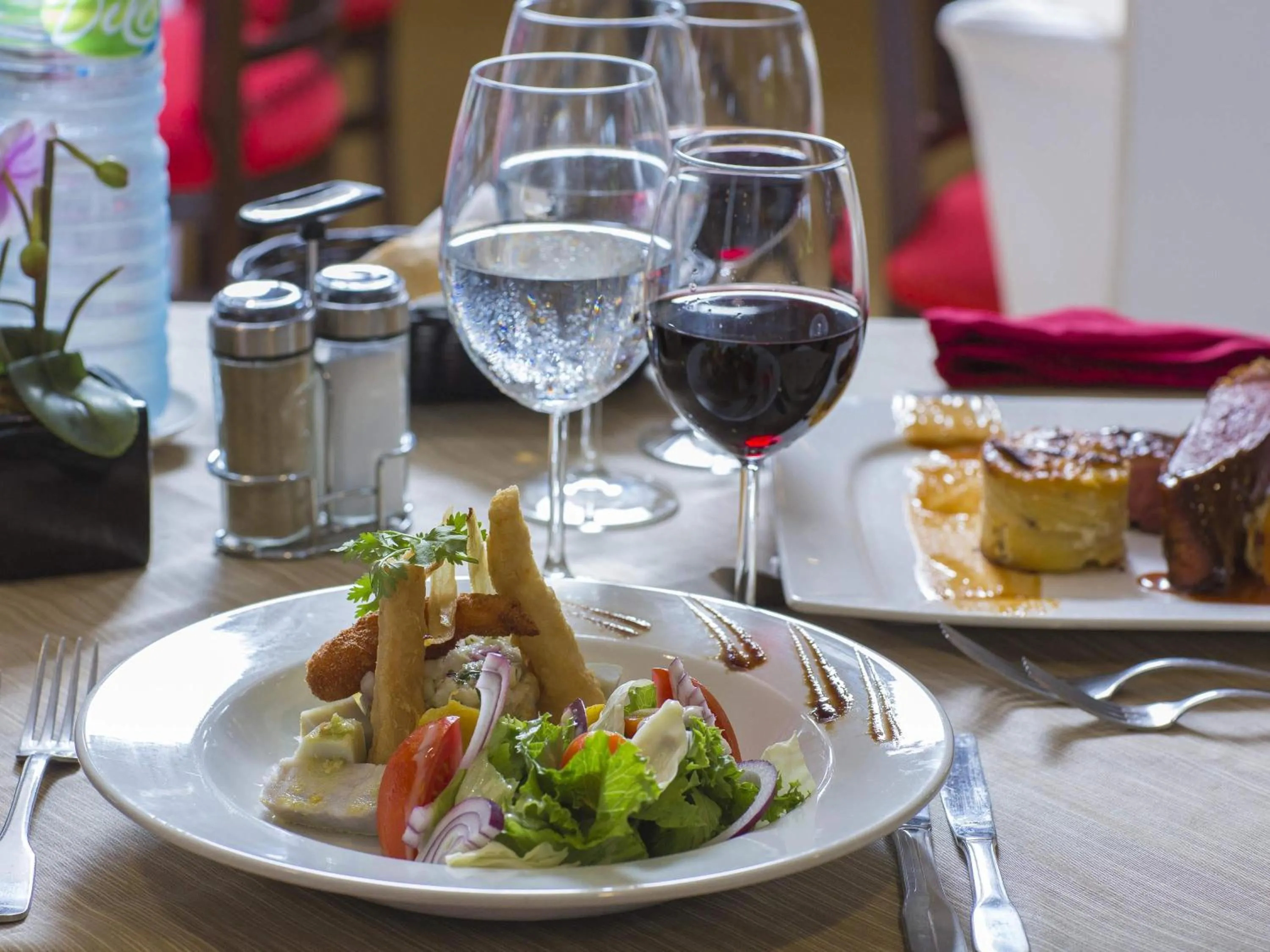 Restaurant/places to eat in Mercure Cayenne Royal Amazonia