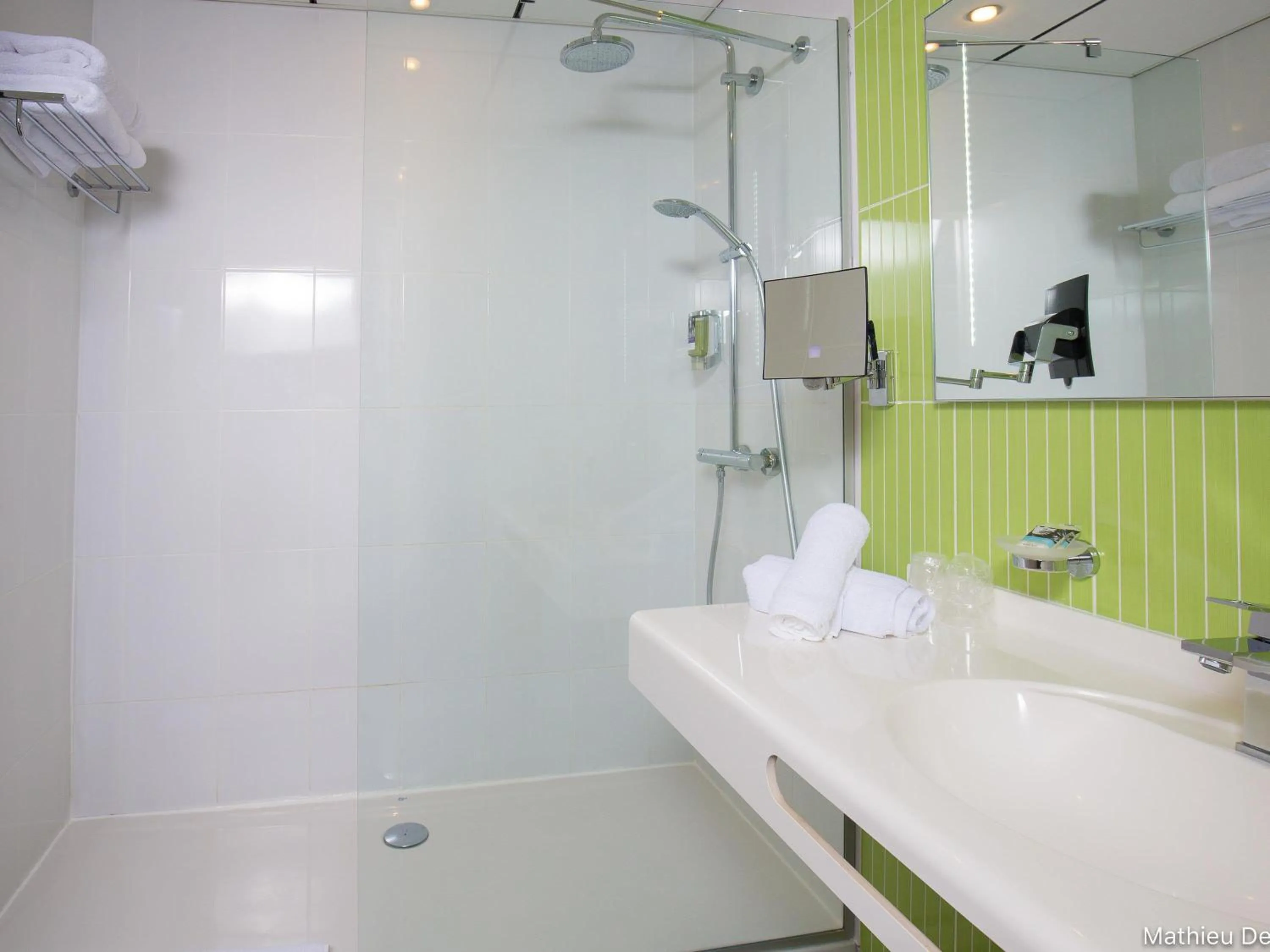 Bedroom in Mercure Cayenne Royal Amazonia