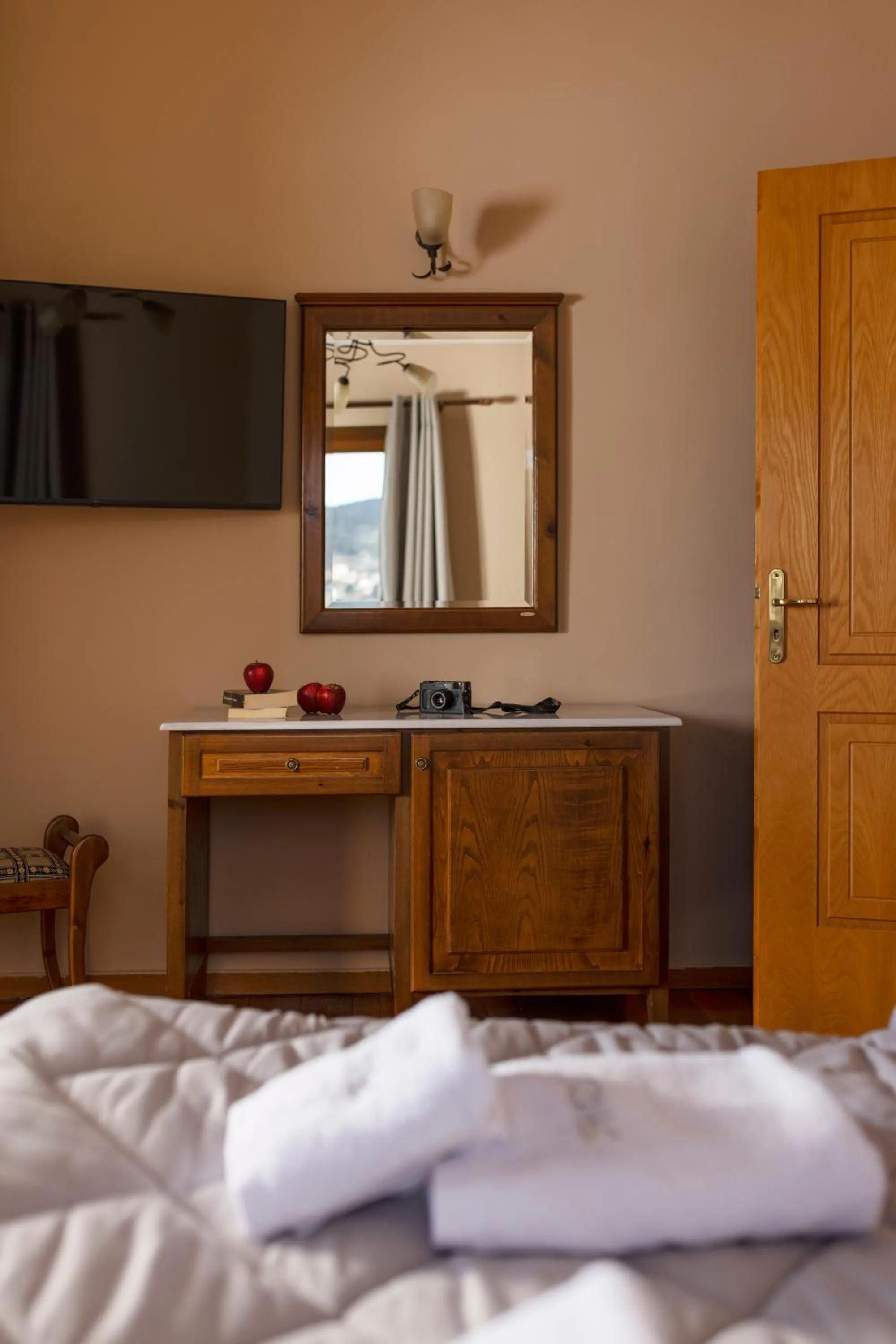 TV and multimedia, Bed in Ktima Alonaki