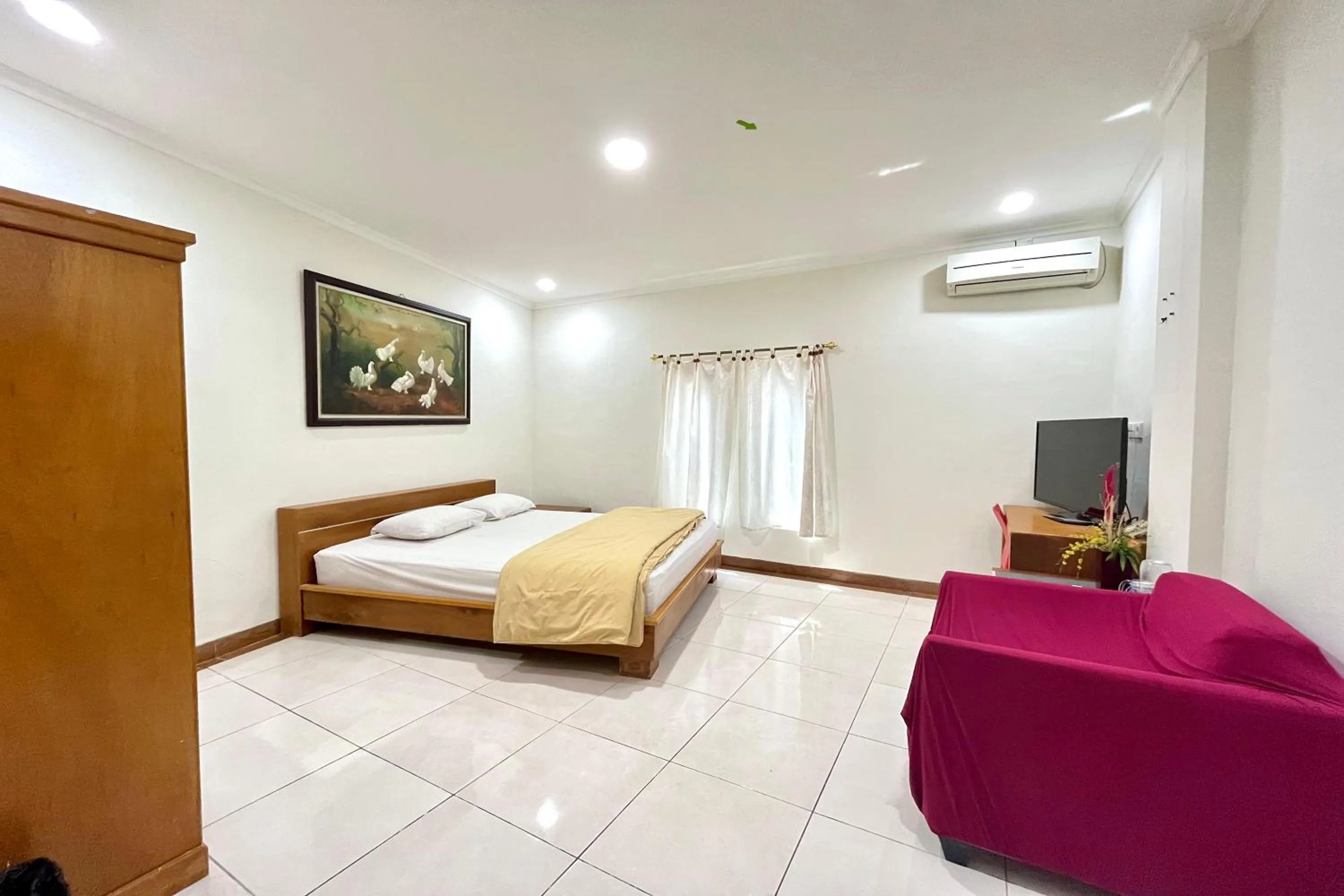 Bed in Maison Hotel Bukittinggi