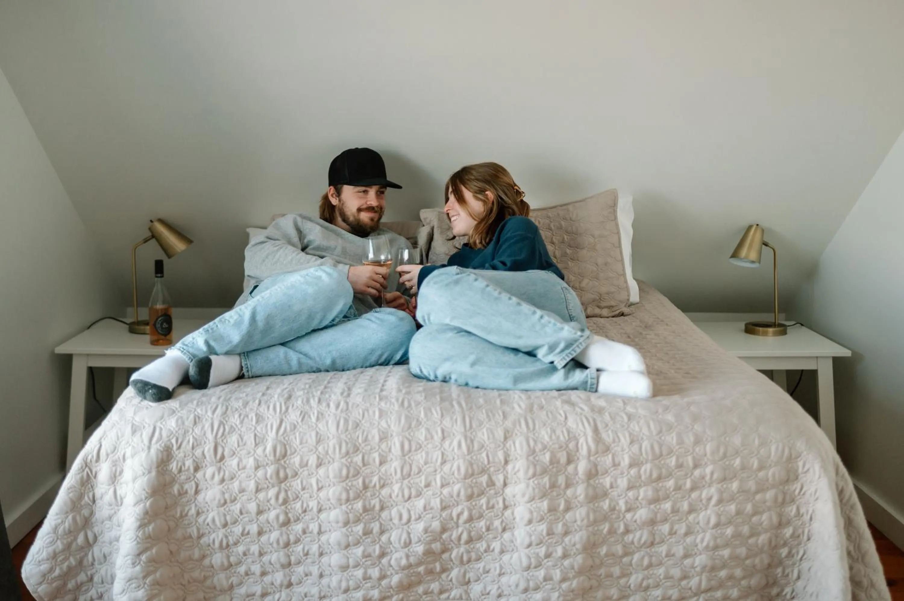 Bed in Groundswell Pub & Inn