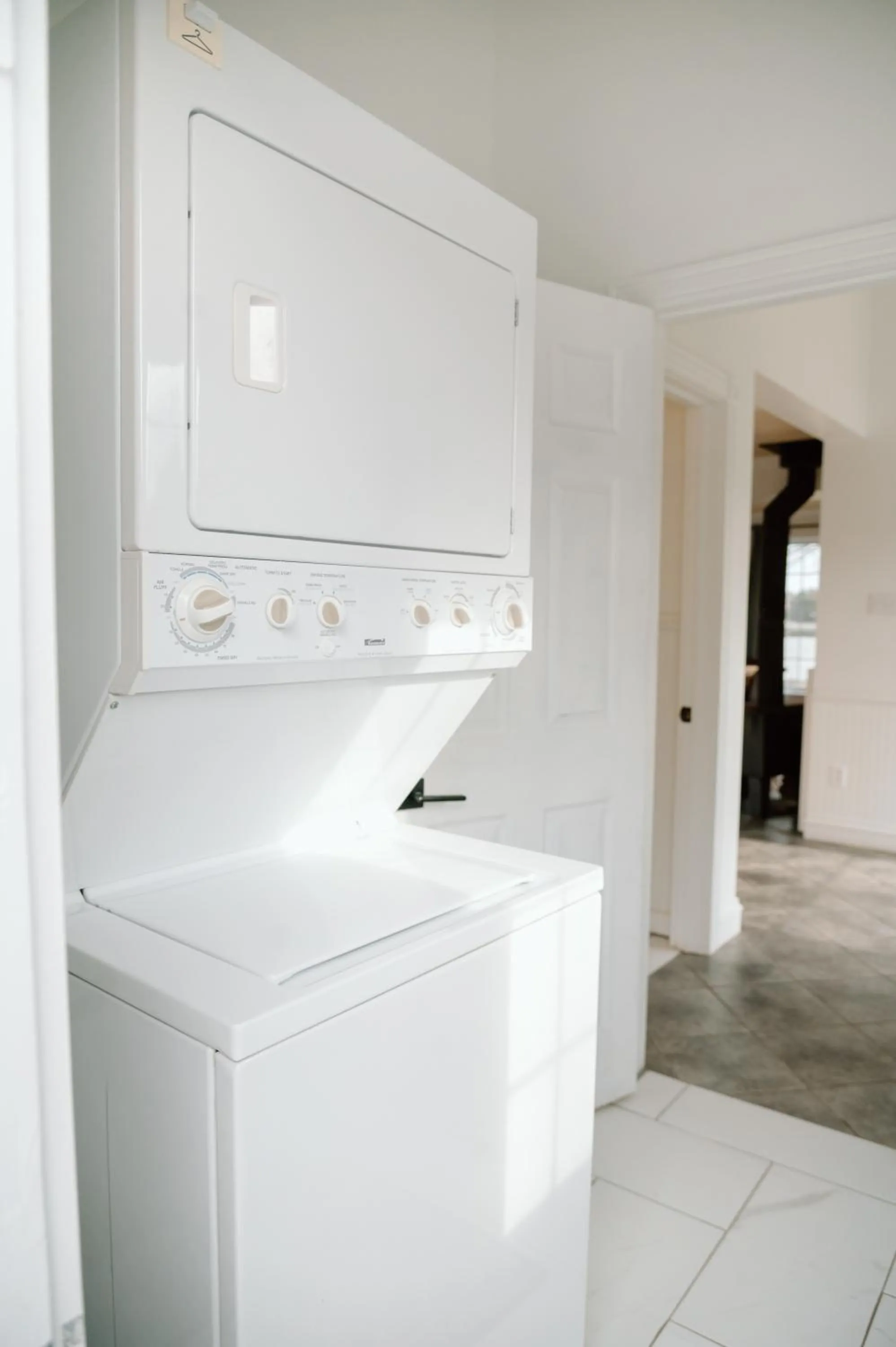 Groundswell Pub & Inn