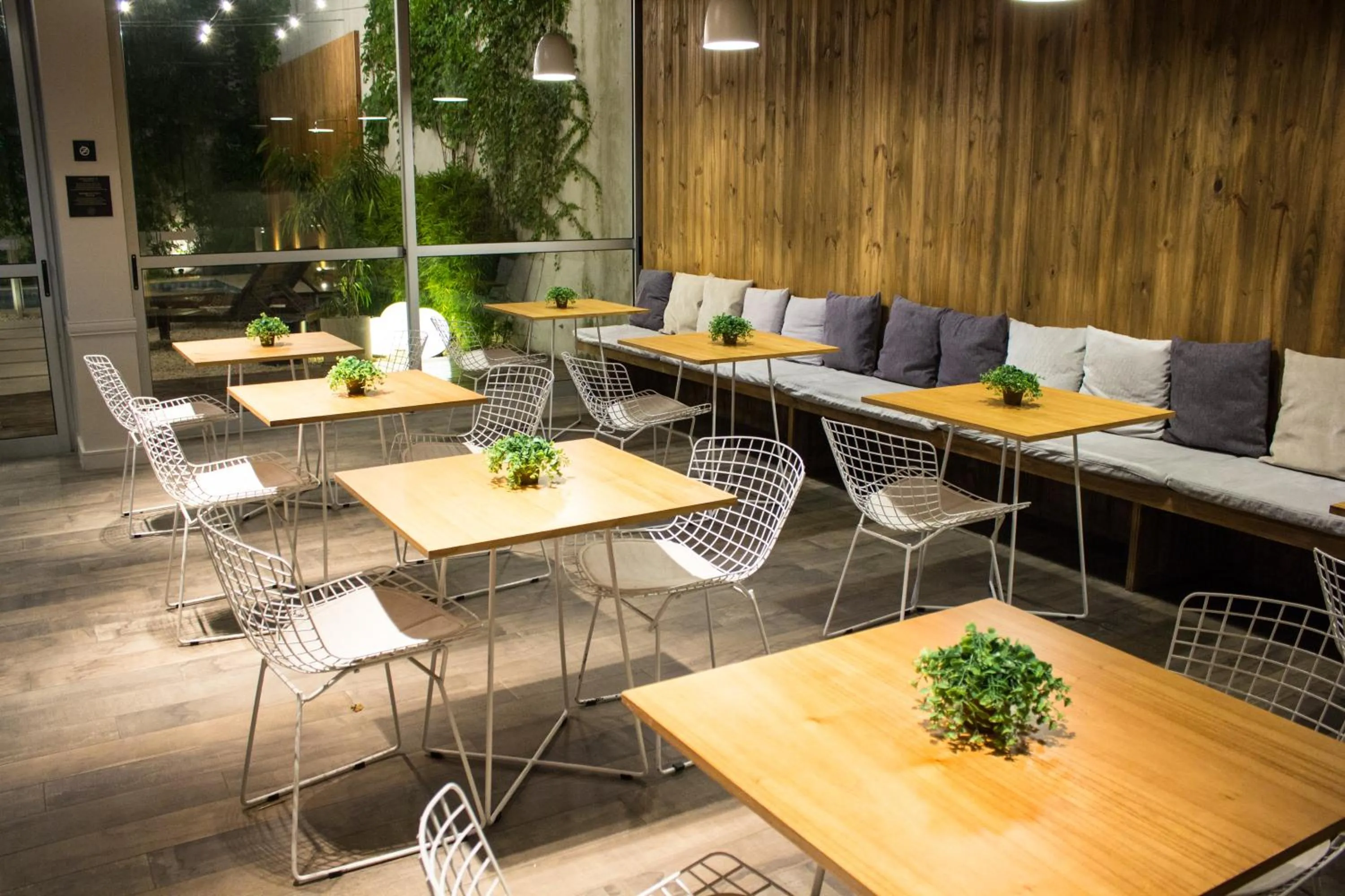 Seating area in Lemon Suites