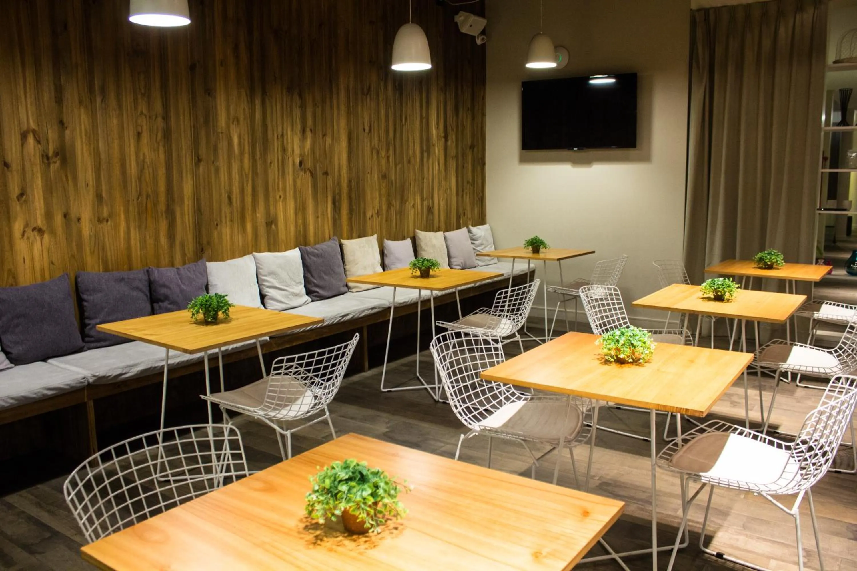 Lounge or bar in Lemon Suites