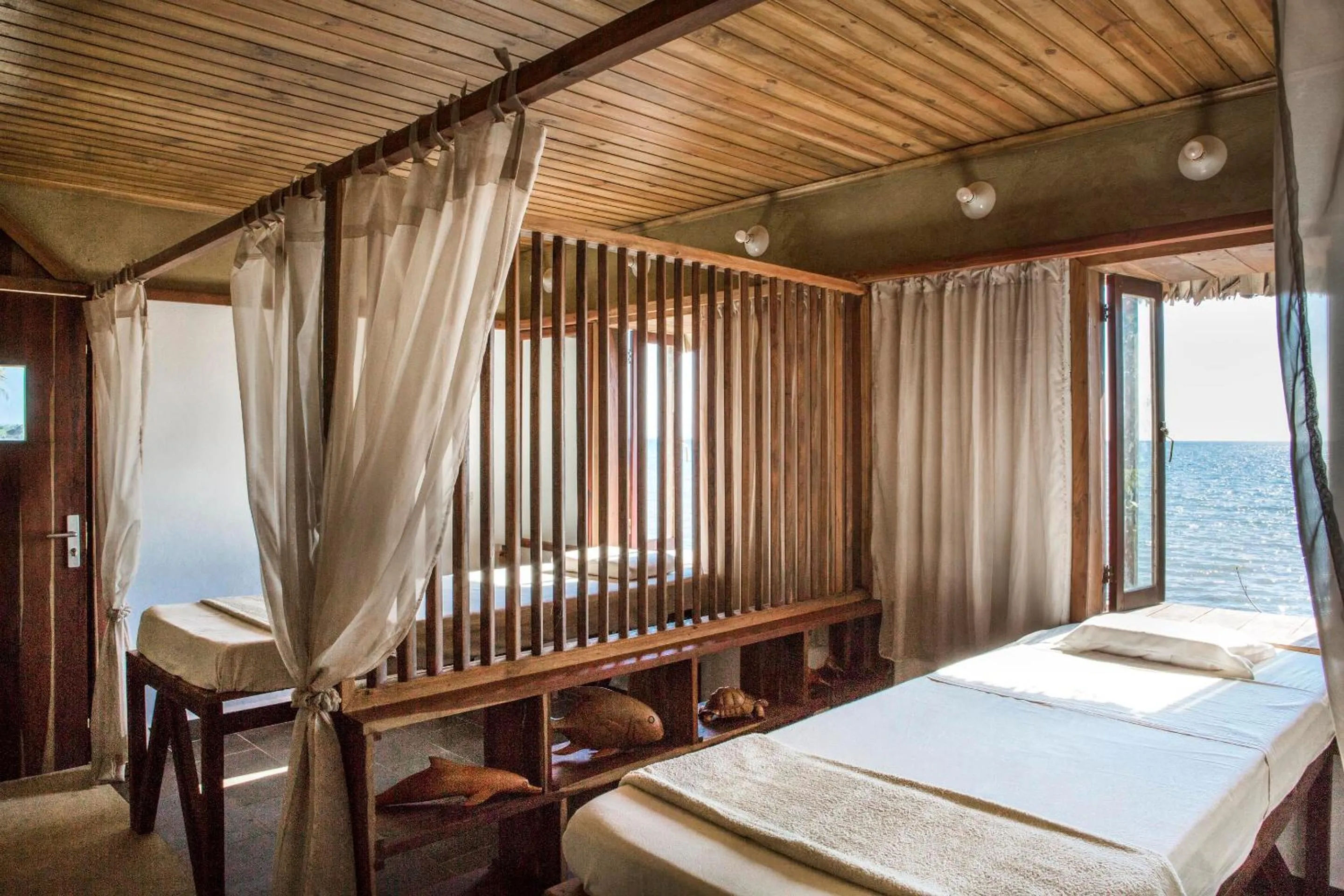 Massage, Bed in Corail Noir Hotel