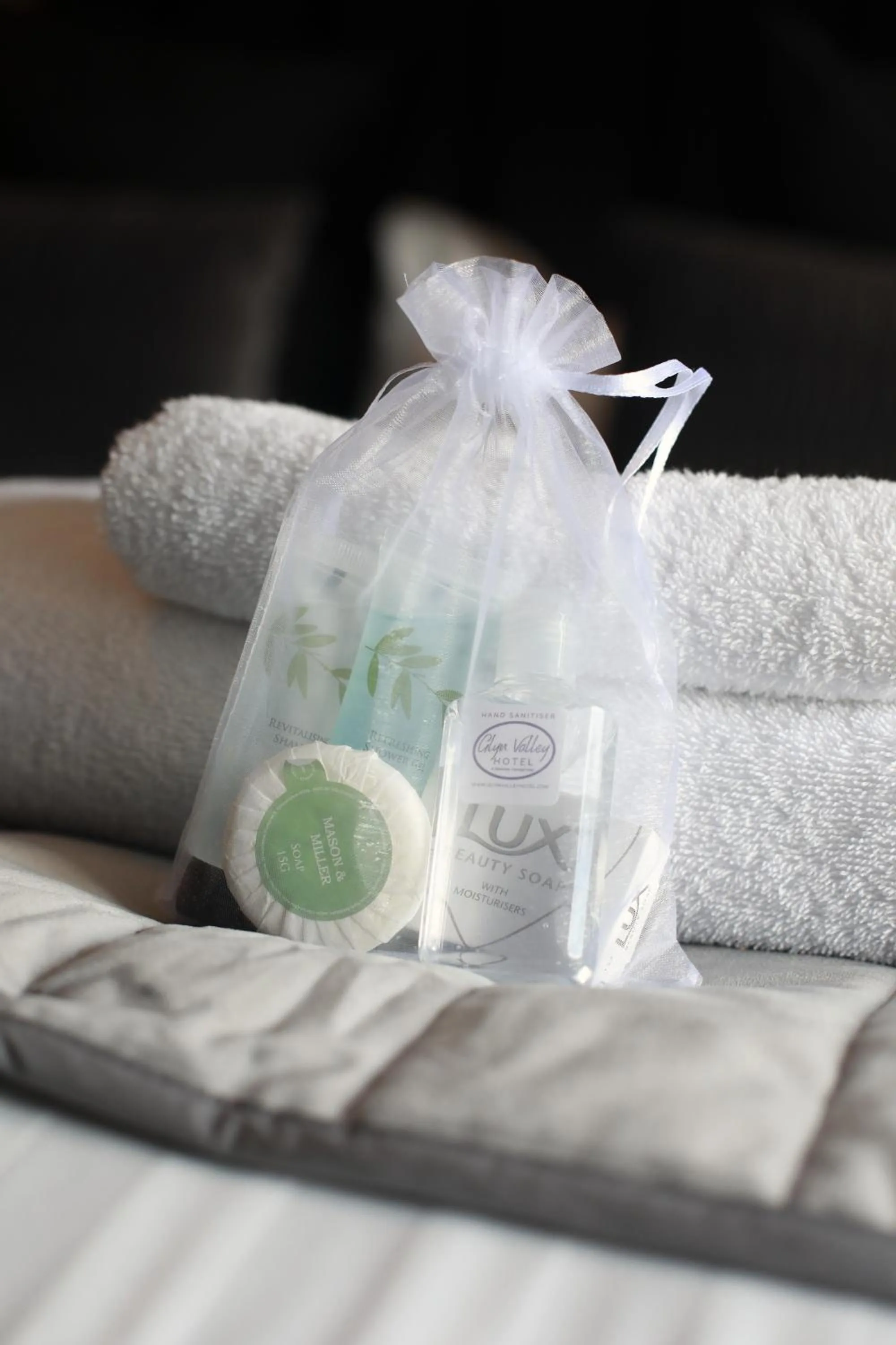 Bedroom, Bed in OYO Glyn Valley Hotel