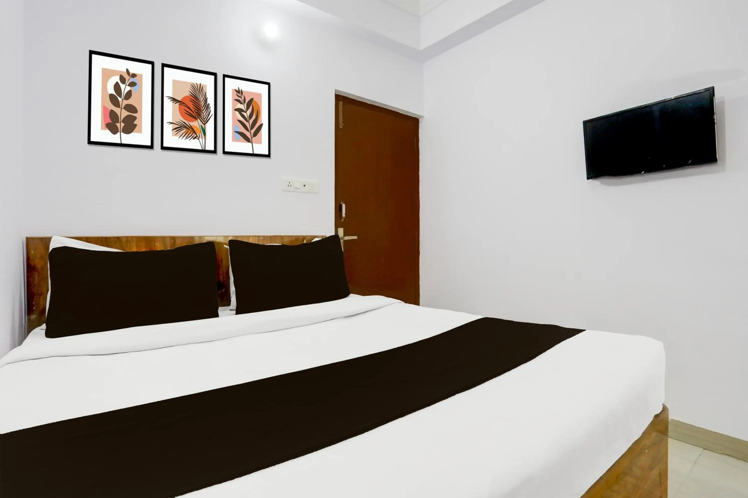 Bedroom, Bed in Super Hotel O Rajeev Nagar Formerly Happy Journey