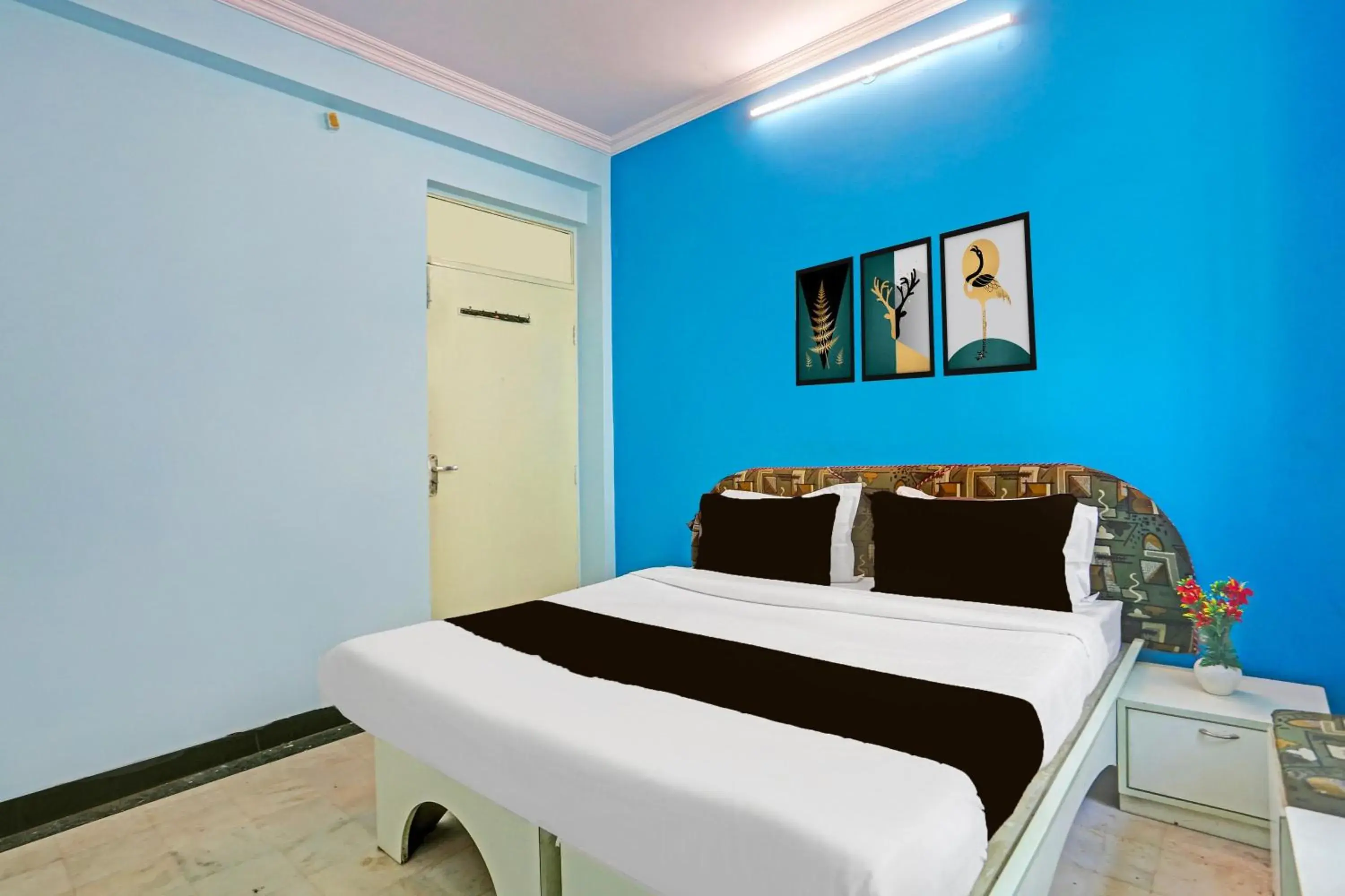 Classic Triple Room - single occupancy in Collection O Bani Park Near Collectorate Circle Formerly Anuja Palace Classic Triple Room - single occupancy in Collection O Bani Park Near Collectorate Circle Formerly Anuja Palace