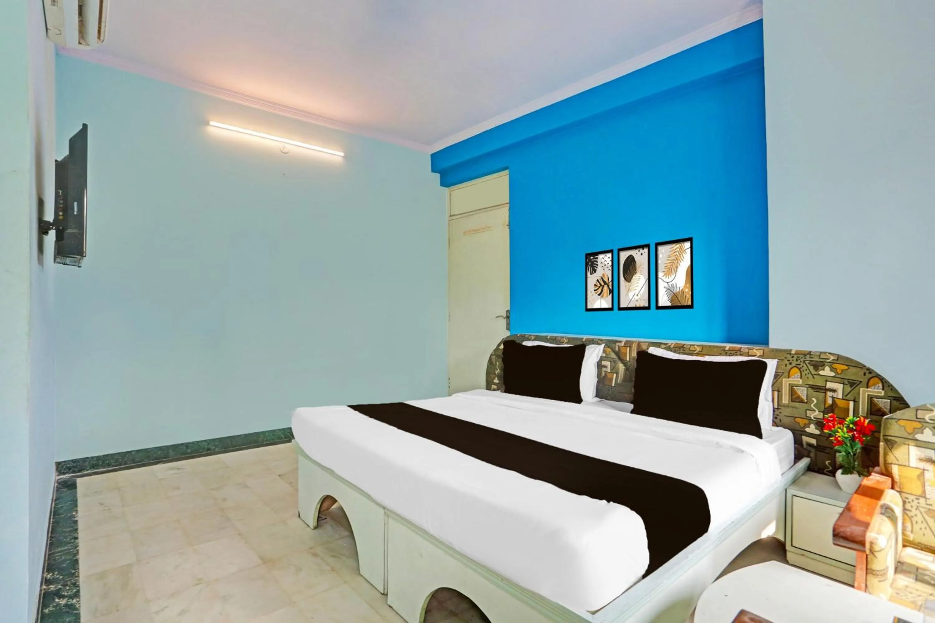 Bedroom, Bed in Collection O Bani Park Near Collectorate Circle Formerly Anuja Palace